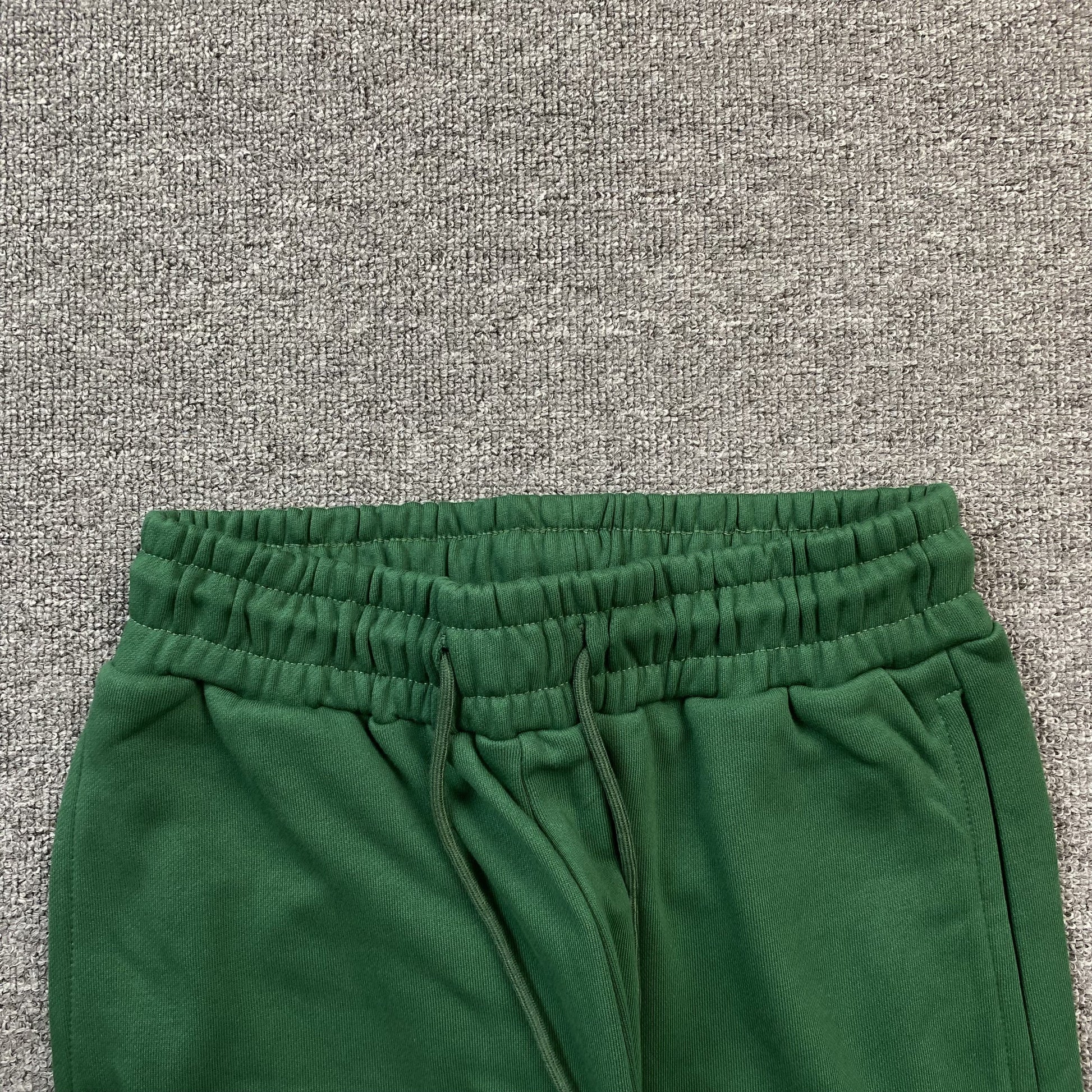DENIM TEARS COTTON WREATH SWEATPANTS DARK GREEN - Phantom Kicks