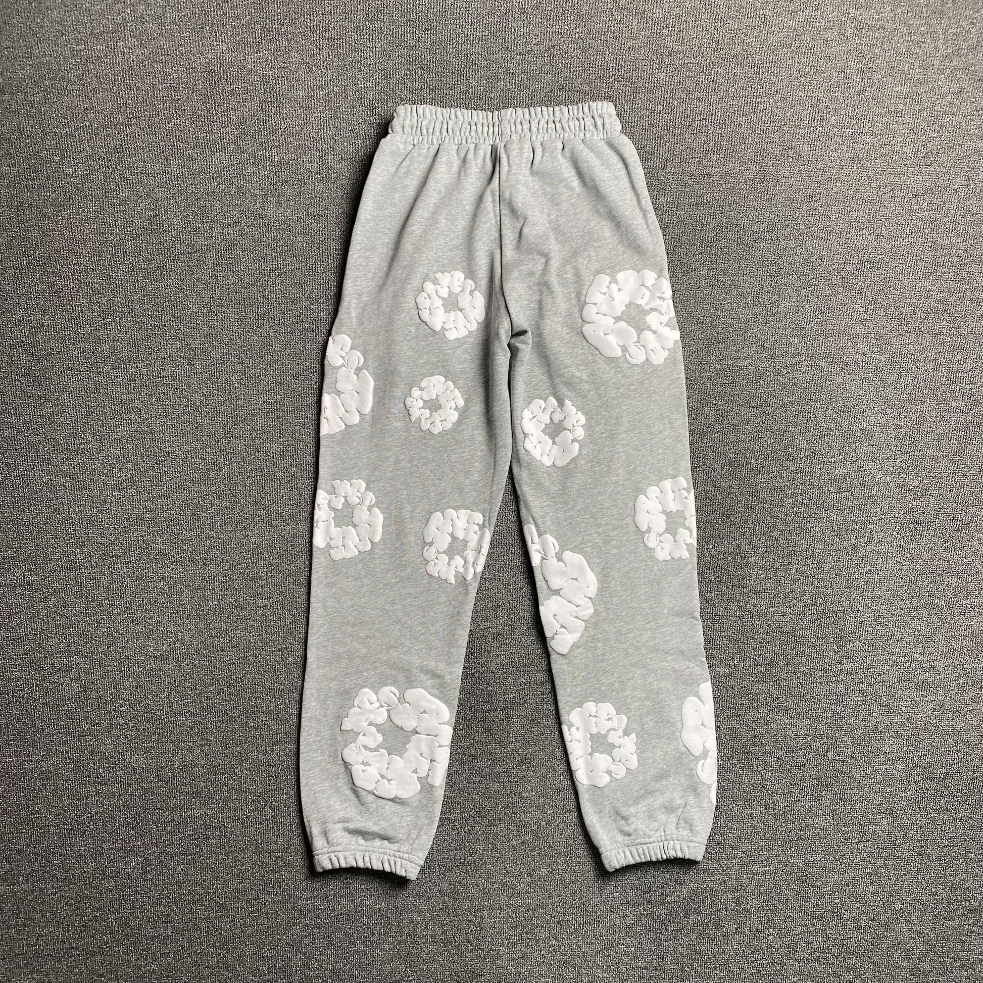 DENIM TEARS COTTON WREATH SWEATPANTS GREY - Phantom Kicks