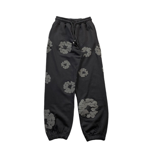 DENIM TEARS COTTON WREATH SWEATPANTS MONOCHROME BLACK - Phantom Kicks
