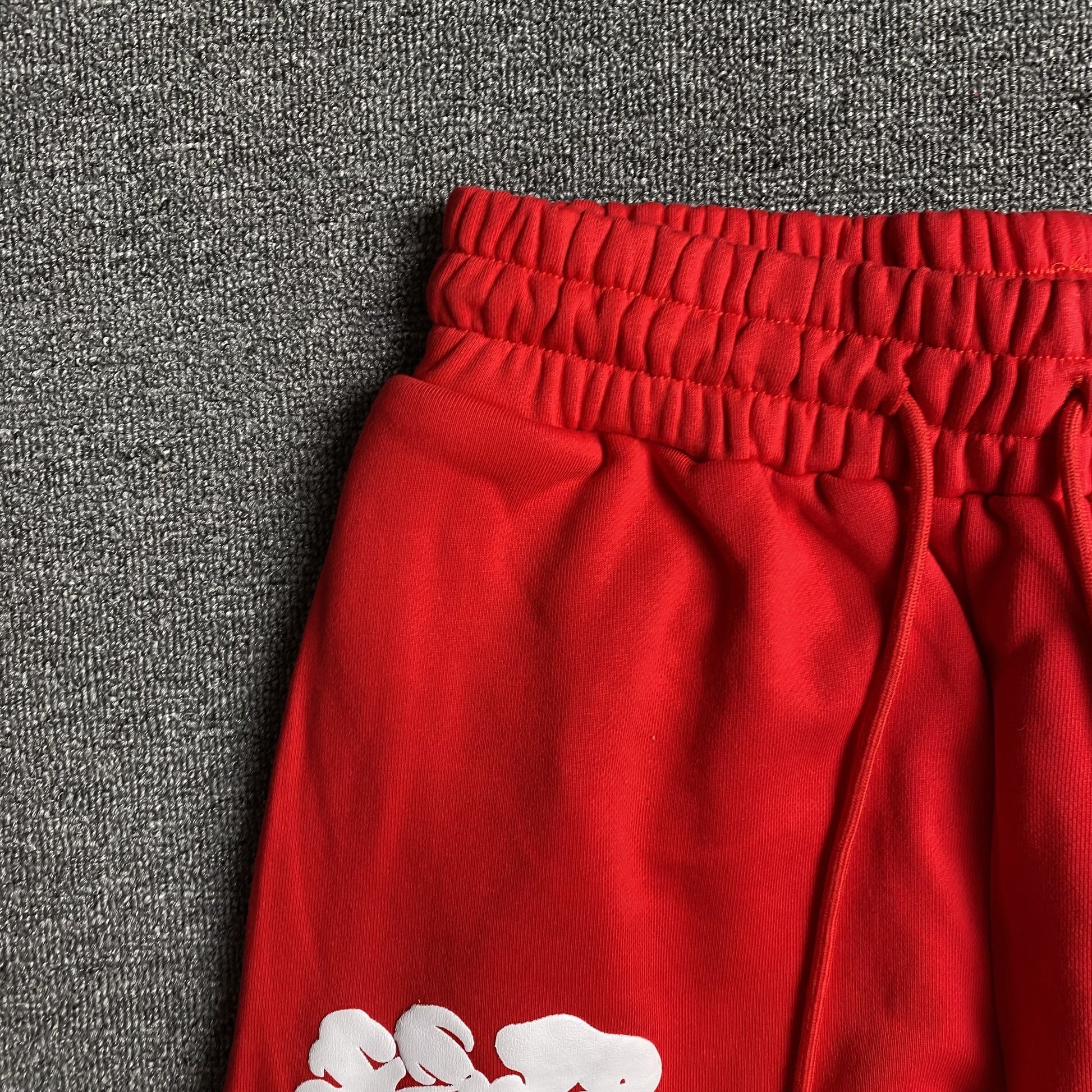 DENIM TEARS COTTON WREATH SWEATPANTS RED - Phantom Kicks