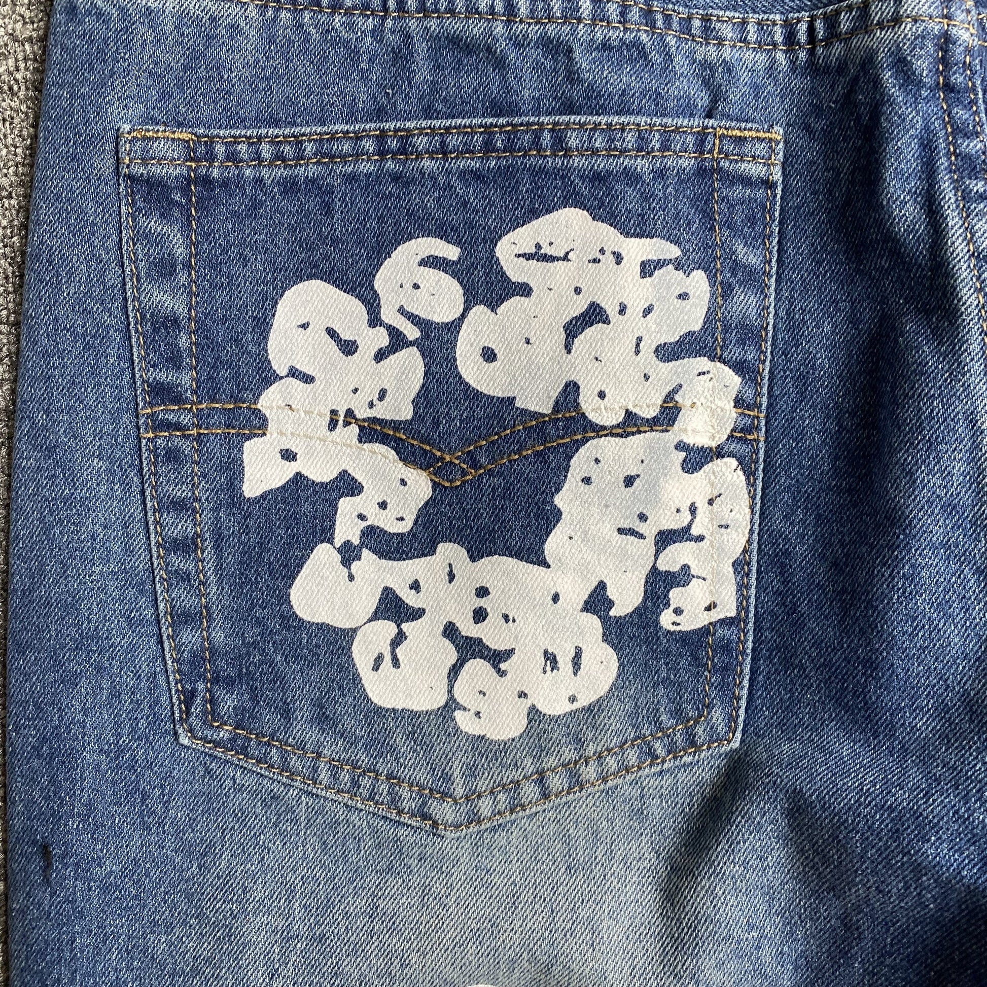 DENIM TEARS x LEVI'S COTTON WREATH JEANS BLUE - Phantom Kicks