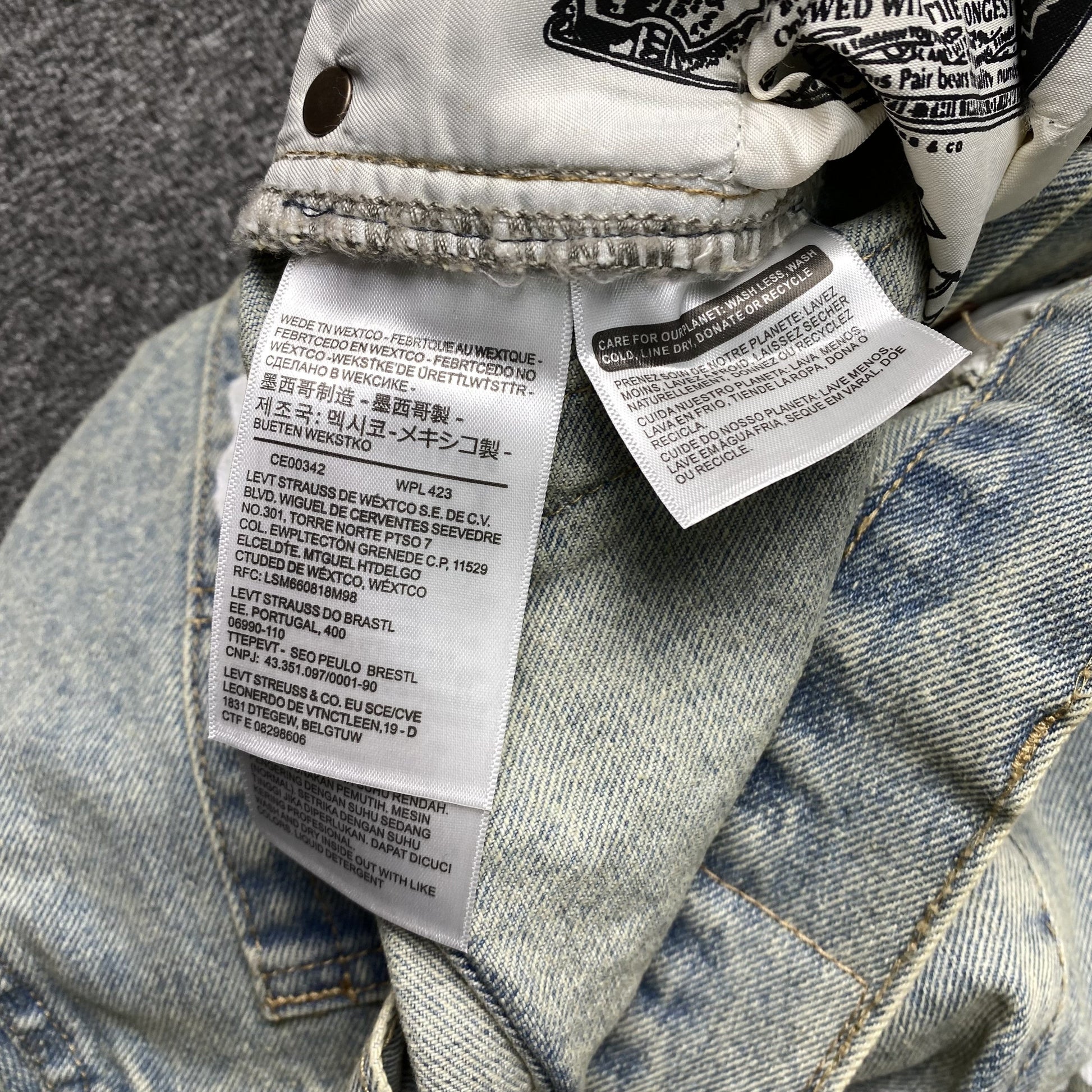 DENIM TEARS x LEVI'S DIRTY WASH WREATH JEANS LIGHT WASH - Phantom Kicks