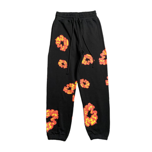 DENIM TEARS x OFFSET WREATH SWEATPANTS BLACK - Phantom Kicks