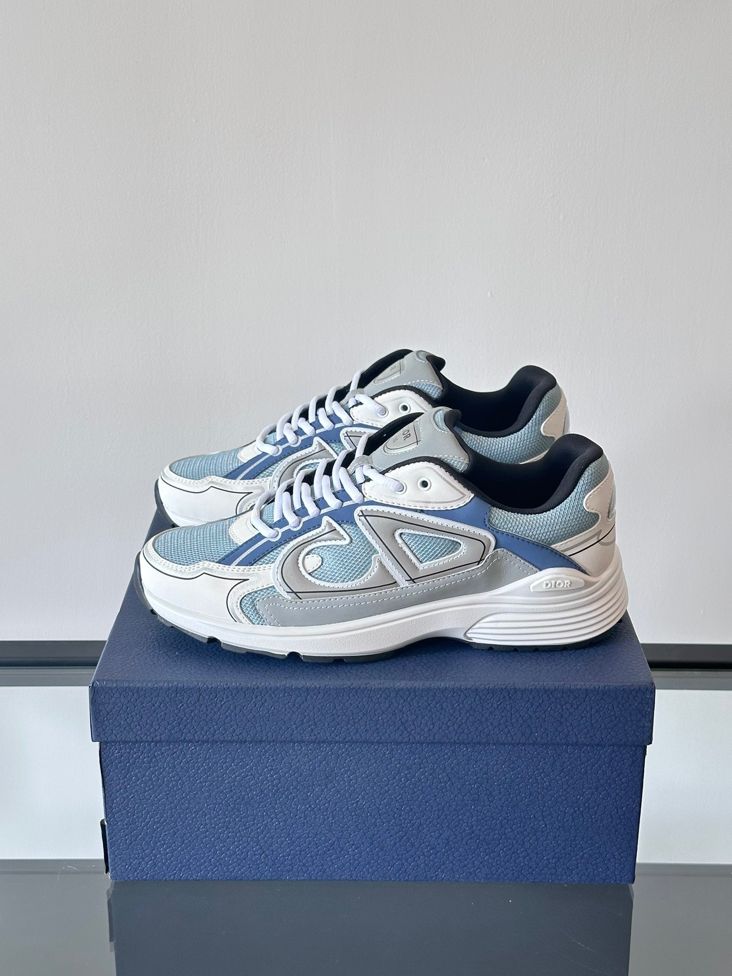 DIOR B30 BLUE WHITE - Phantom Kicks