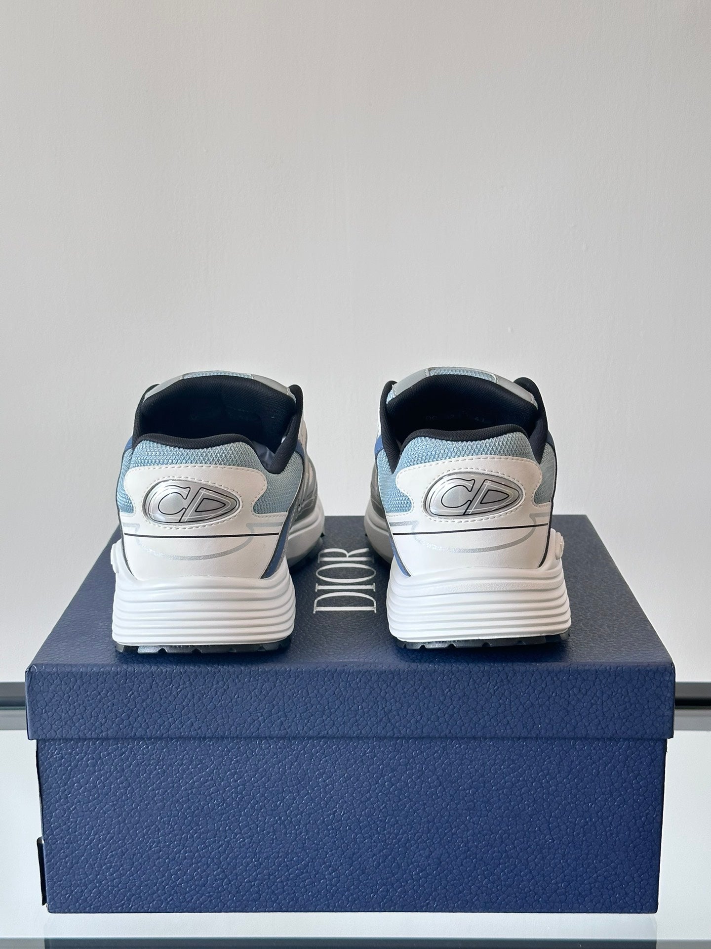 DIOR B30 BLUE WHITE - Phantom Kicks
