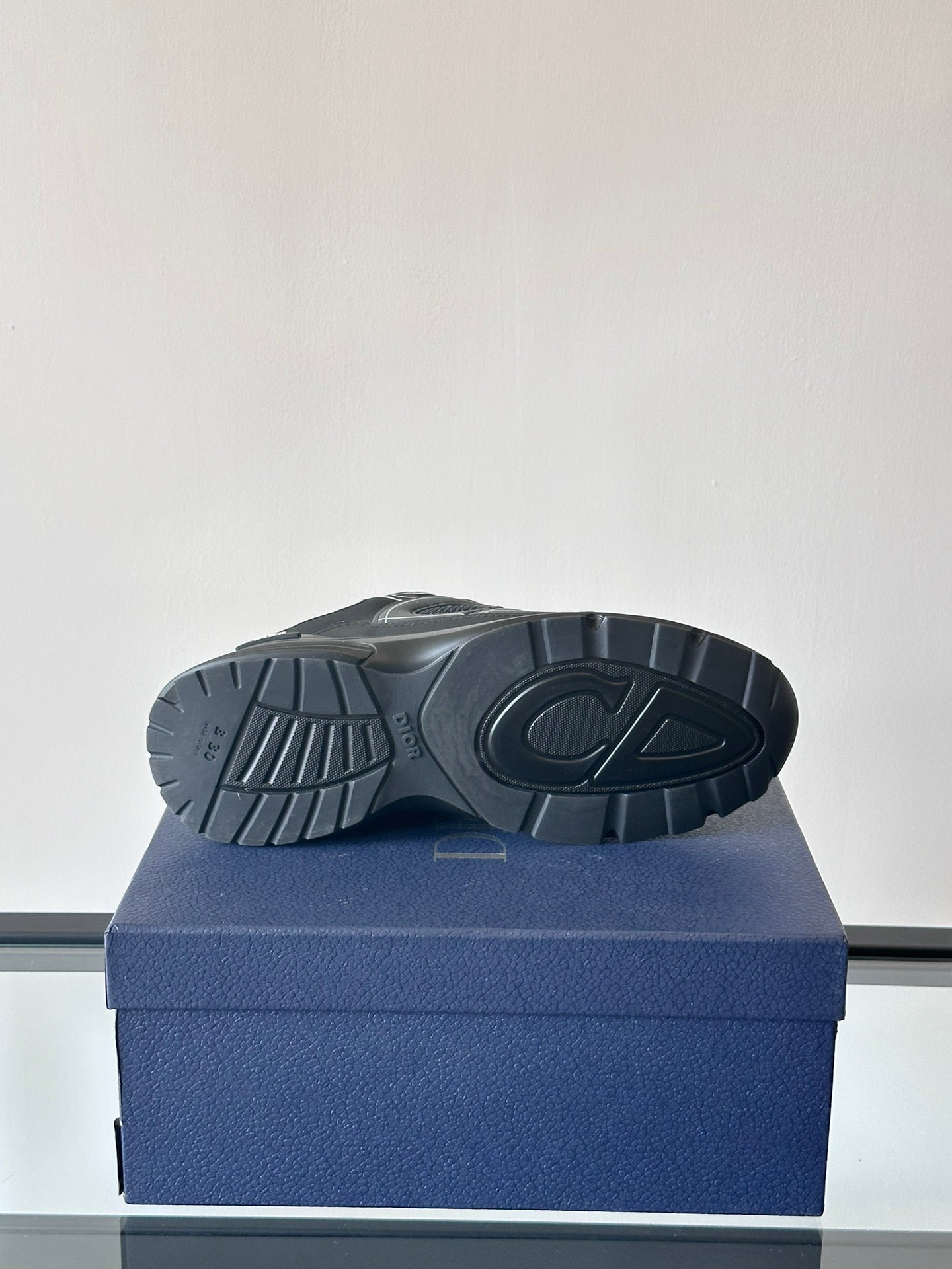 DIOR B30 TRIPLE BLACK - Phantom Kicks