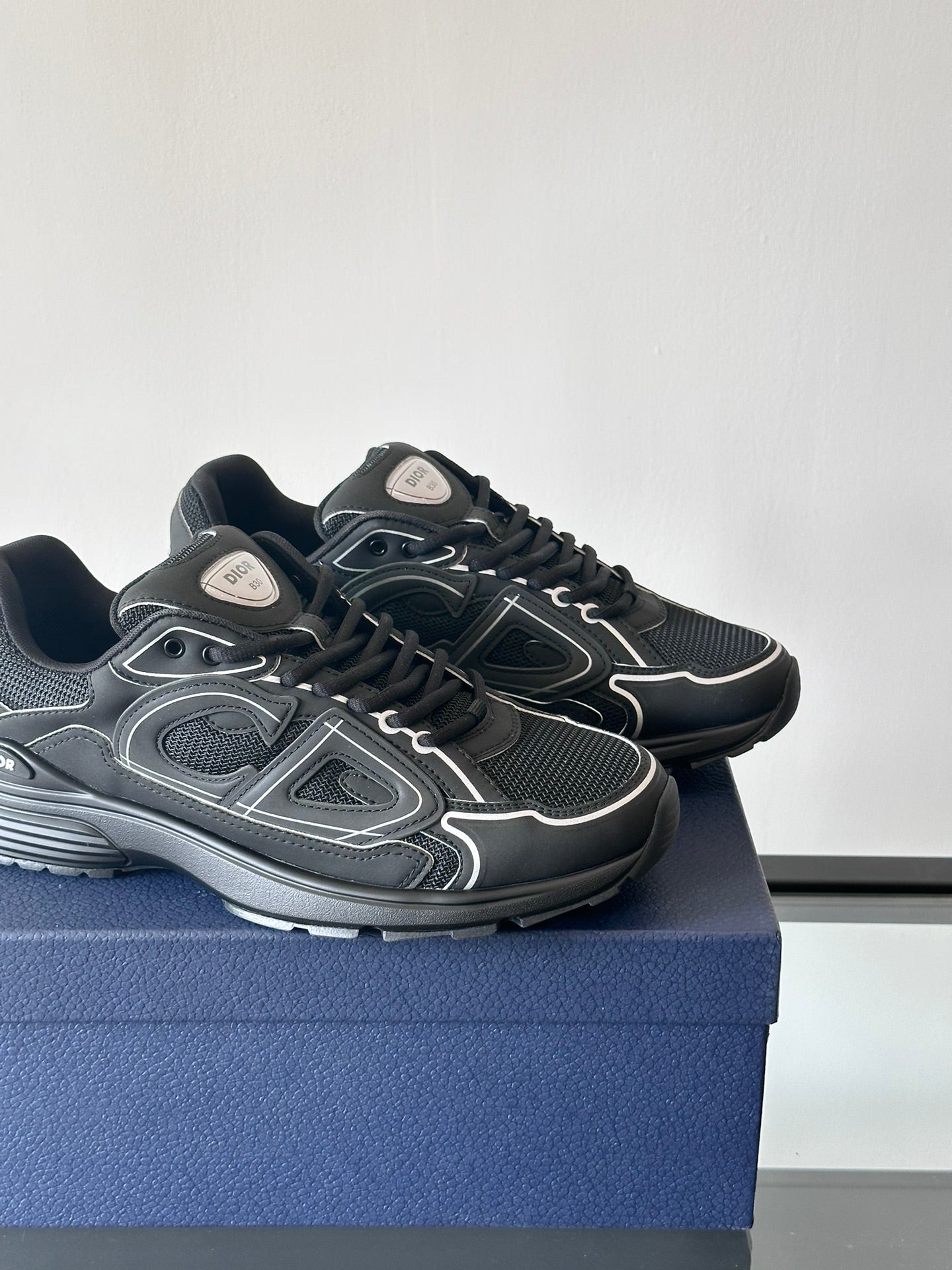 DIOR B30 TRIPLE BLACK - Phantom Kicks