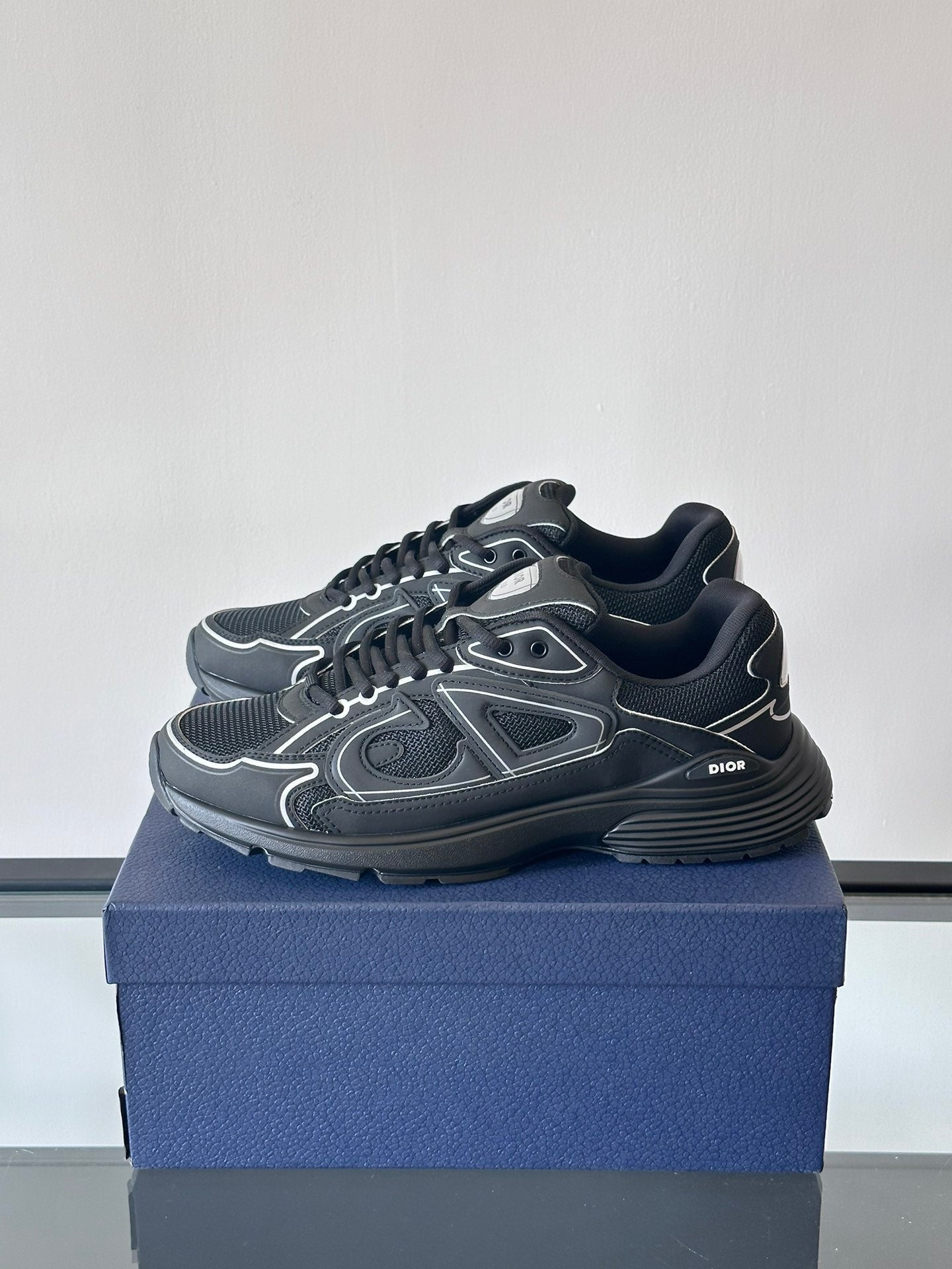 DIOR B30 TRIPLE BLACK - Phantom Kicks