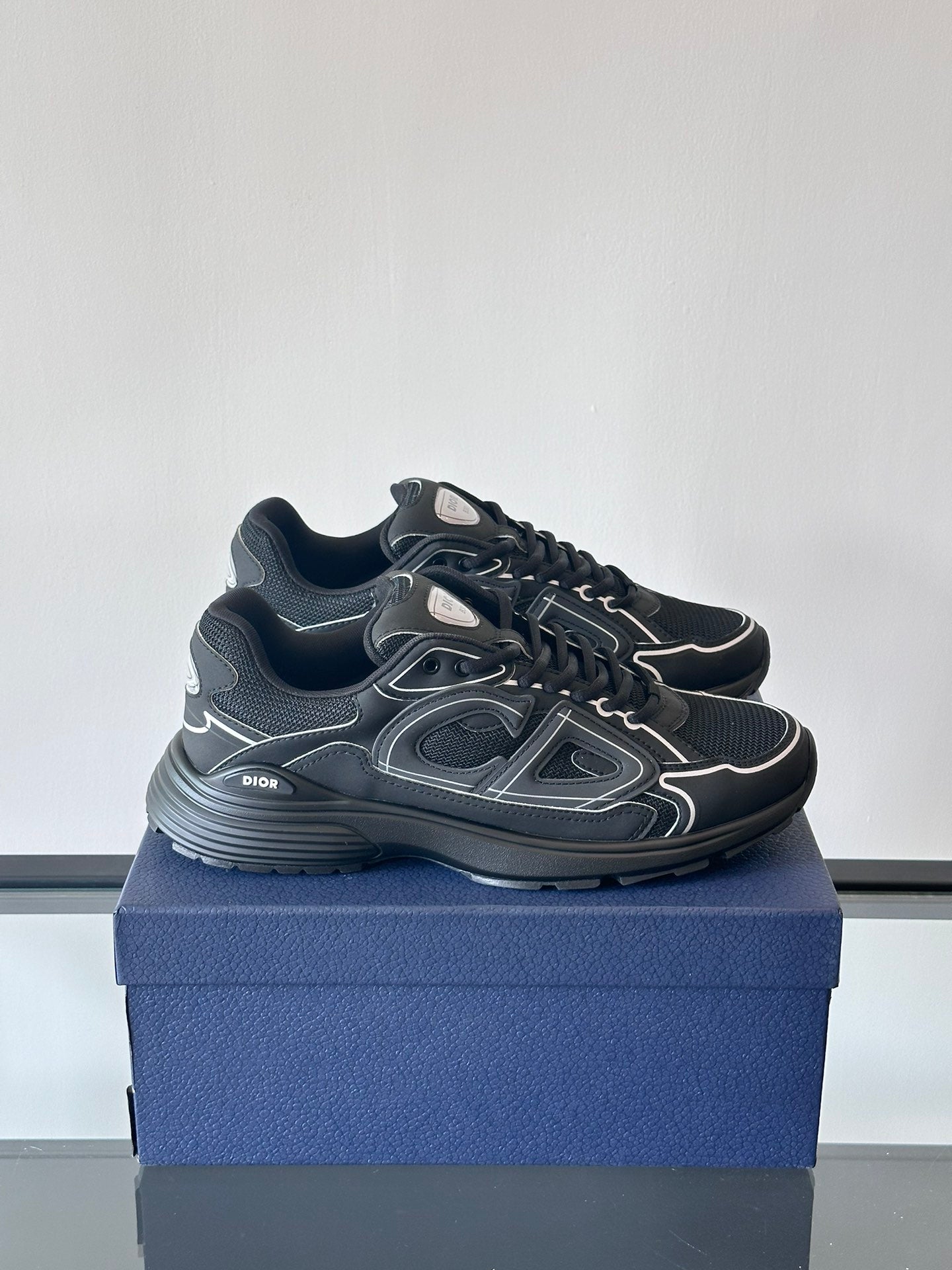 DIOR B30 TRIPLE BLACK - Phantom Kicks