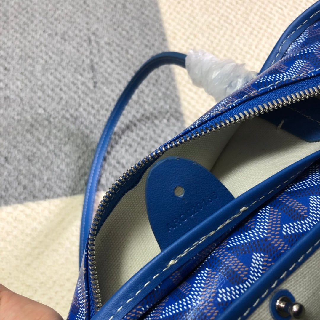 GOYARD ARTOIS PM TOTE BAG BLUE - Phantom Kicks