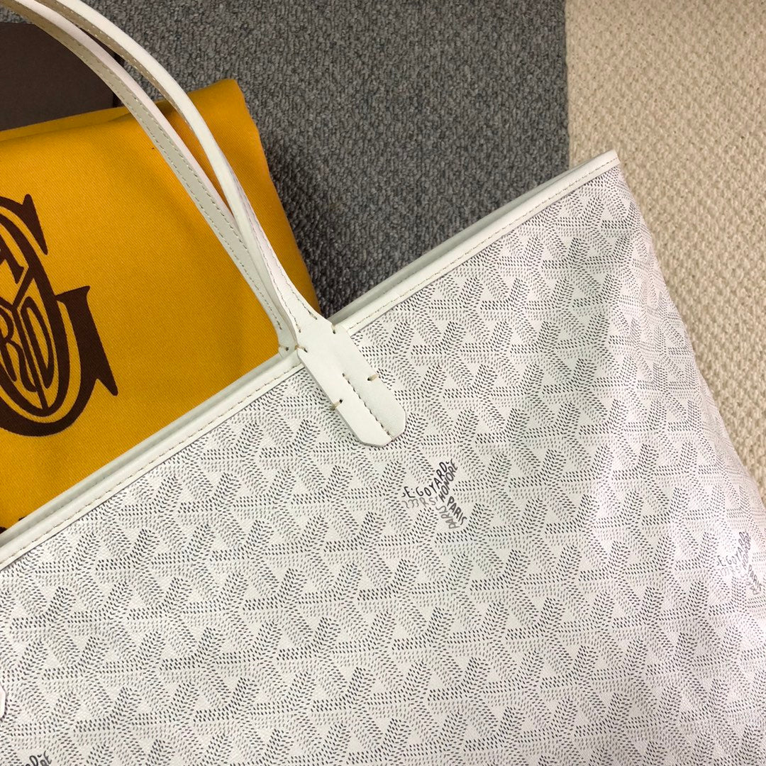 GOYARD ARTOIS PM TOTE BAG WHITE - Phantom Kicks