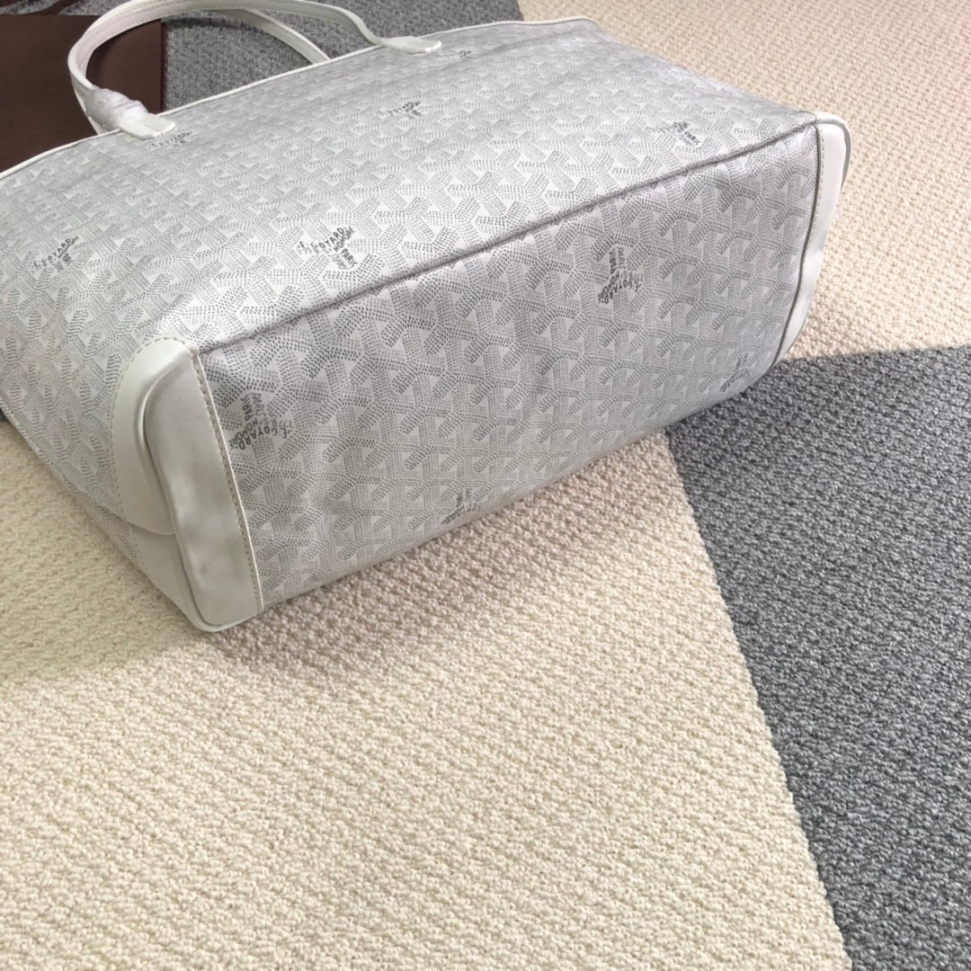 GOYARD ARTOIS PM TOTE BAG WHITE - Phantom Kicks