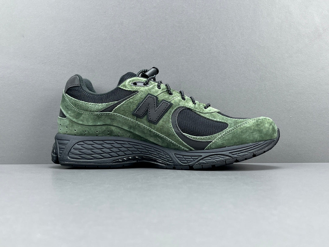 JJJJOUND x NEW BALANCE 2002R GORE-TEX PINE - Phantom Kicks