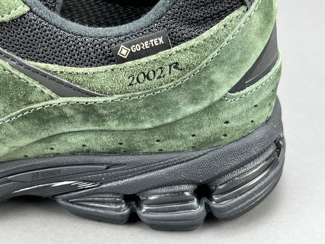 JJJJOUND x NEW BALANCE 2002R GORE-TEX PINE - Phantom Kicks