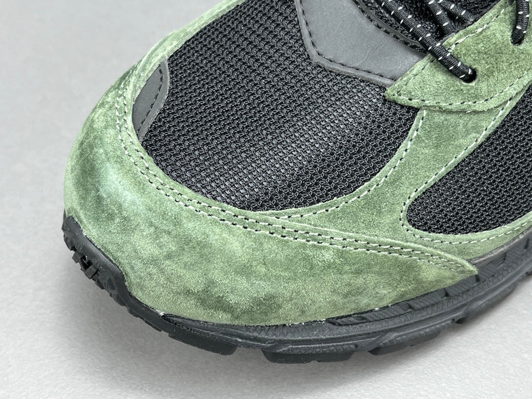 JJJJOUND x NEW BALANCE 2002R GORE-TEX PINE - Phantom Kicks