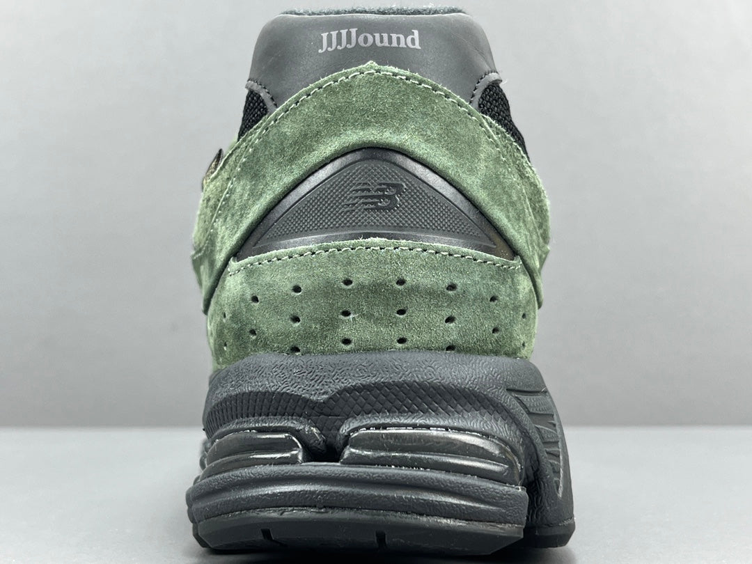JJJJOUND x NEW BALANCE 2002R GORE-TEX PINE - Phantom Kicks