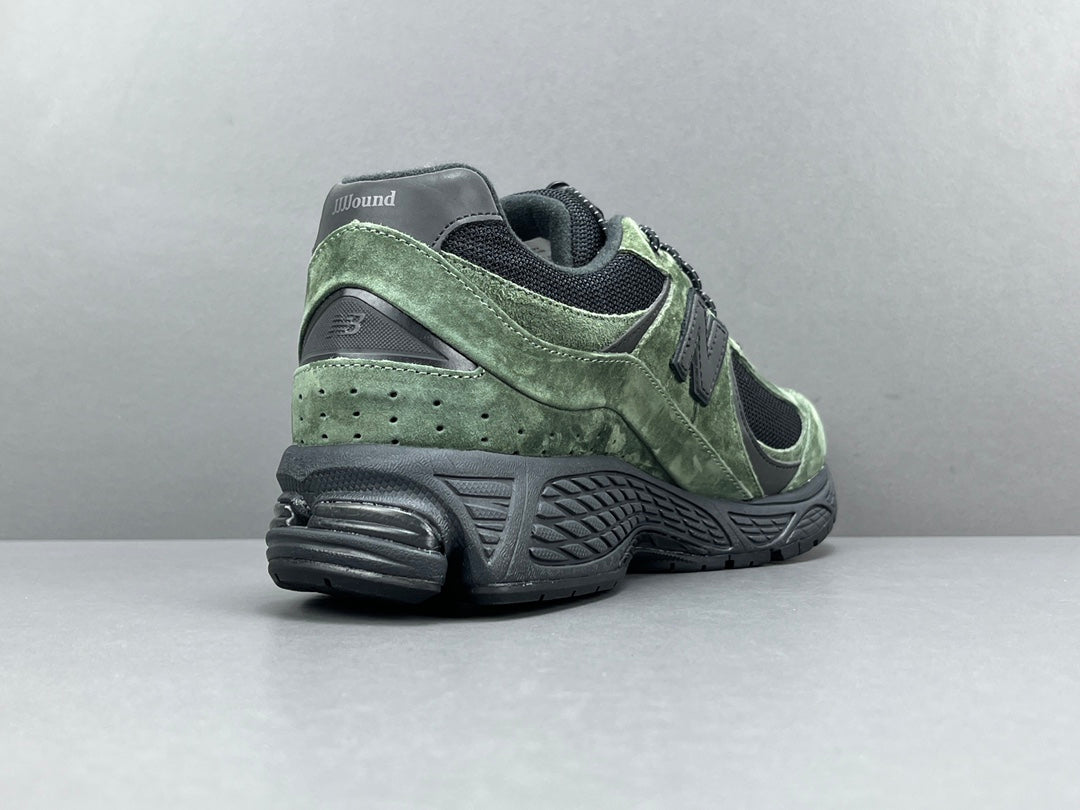 JJJJOUND x NEW BALANCE 2002R GORE-TEX PINE - Phantom Kicks