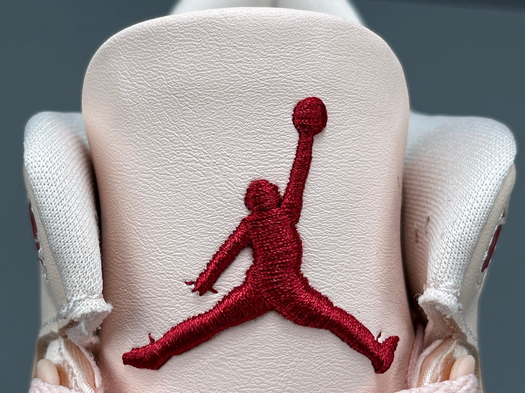 JORDAN 3 RETRO x VALENTINE'S DAY - Phantom Kicks