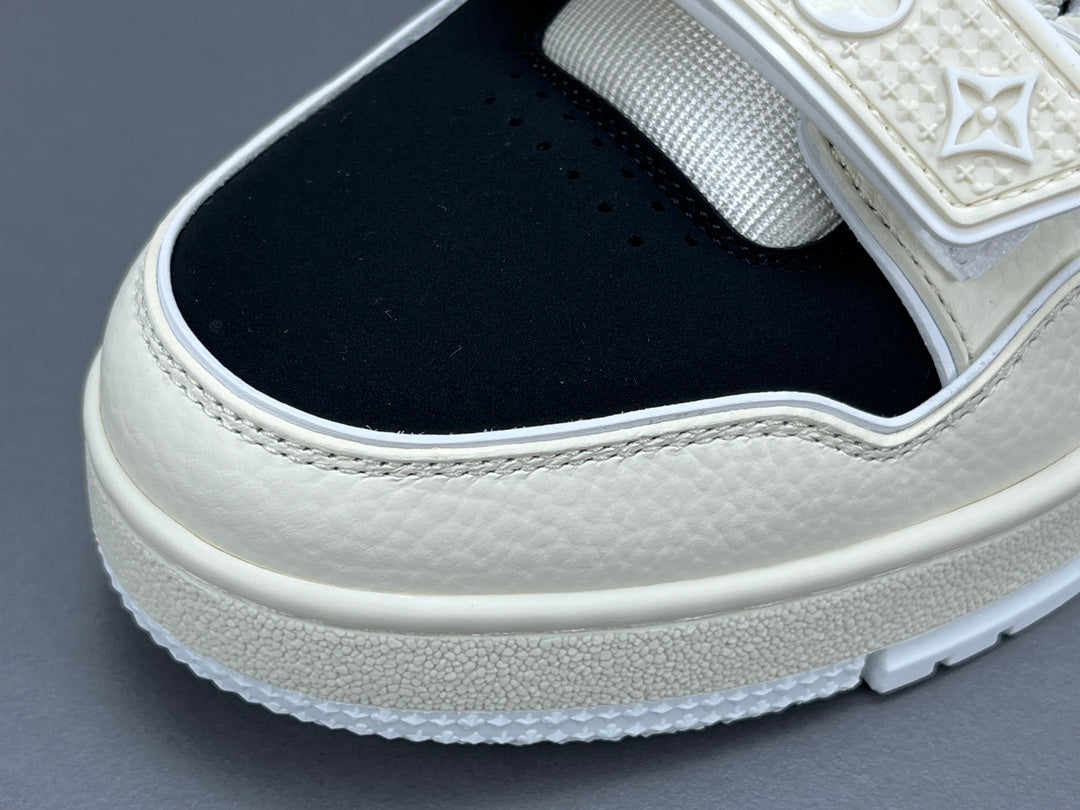 LOUIS VUITTON LV TRAINER SNEAKER - Phantom Kicks