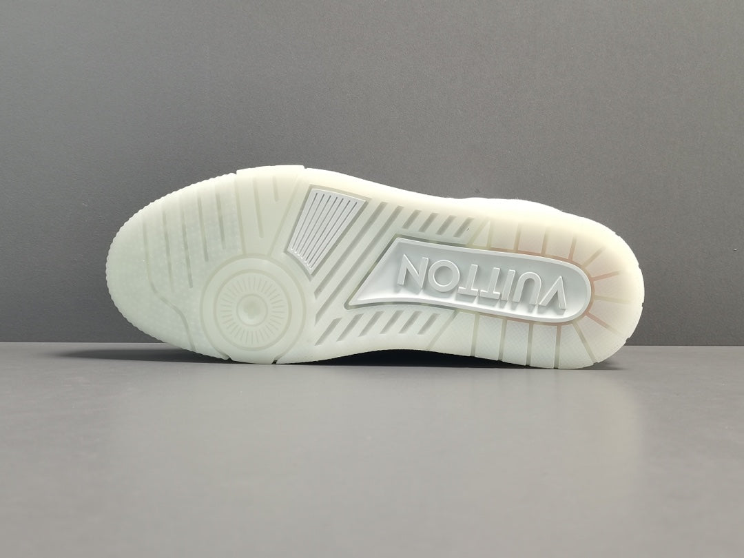LOUIS VUITTON LV TRAINER SNEAKER - Phantom Kicks