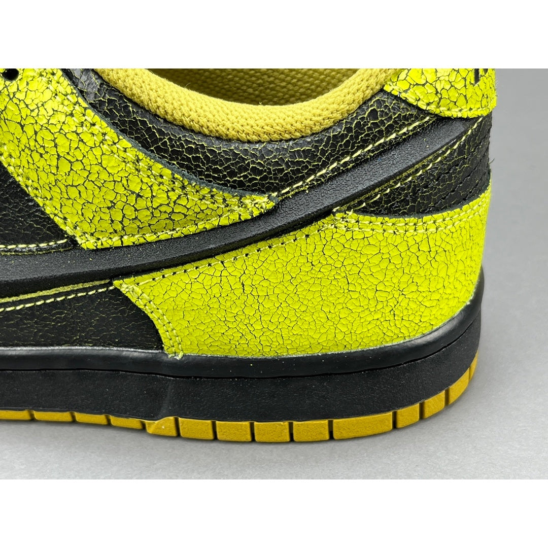 NIKE DUNK LOW x HALLOWEEN - Phantom Kicks