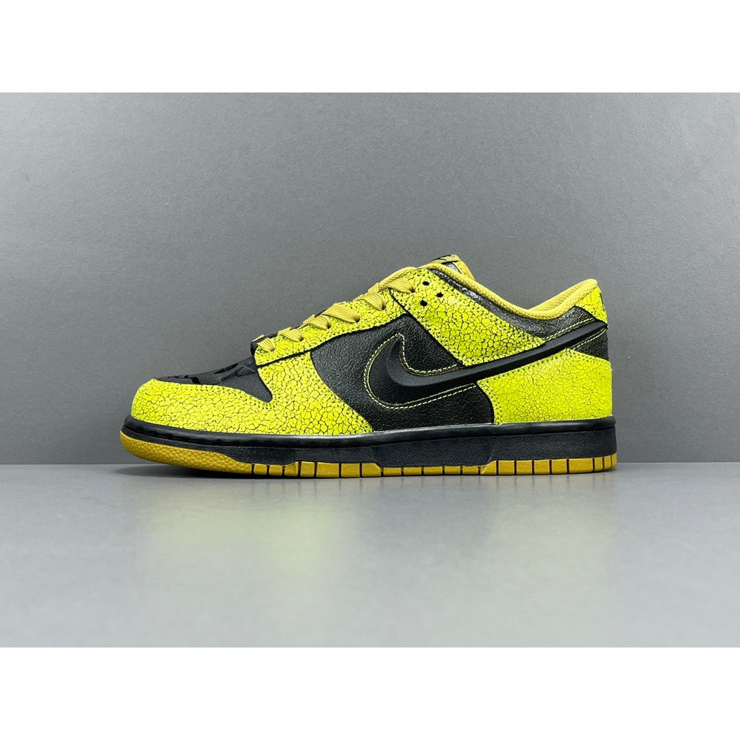 NIKE DUNK LOW x HALLOWEEN - Phantom Kicks