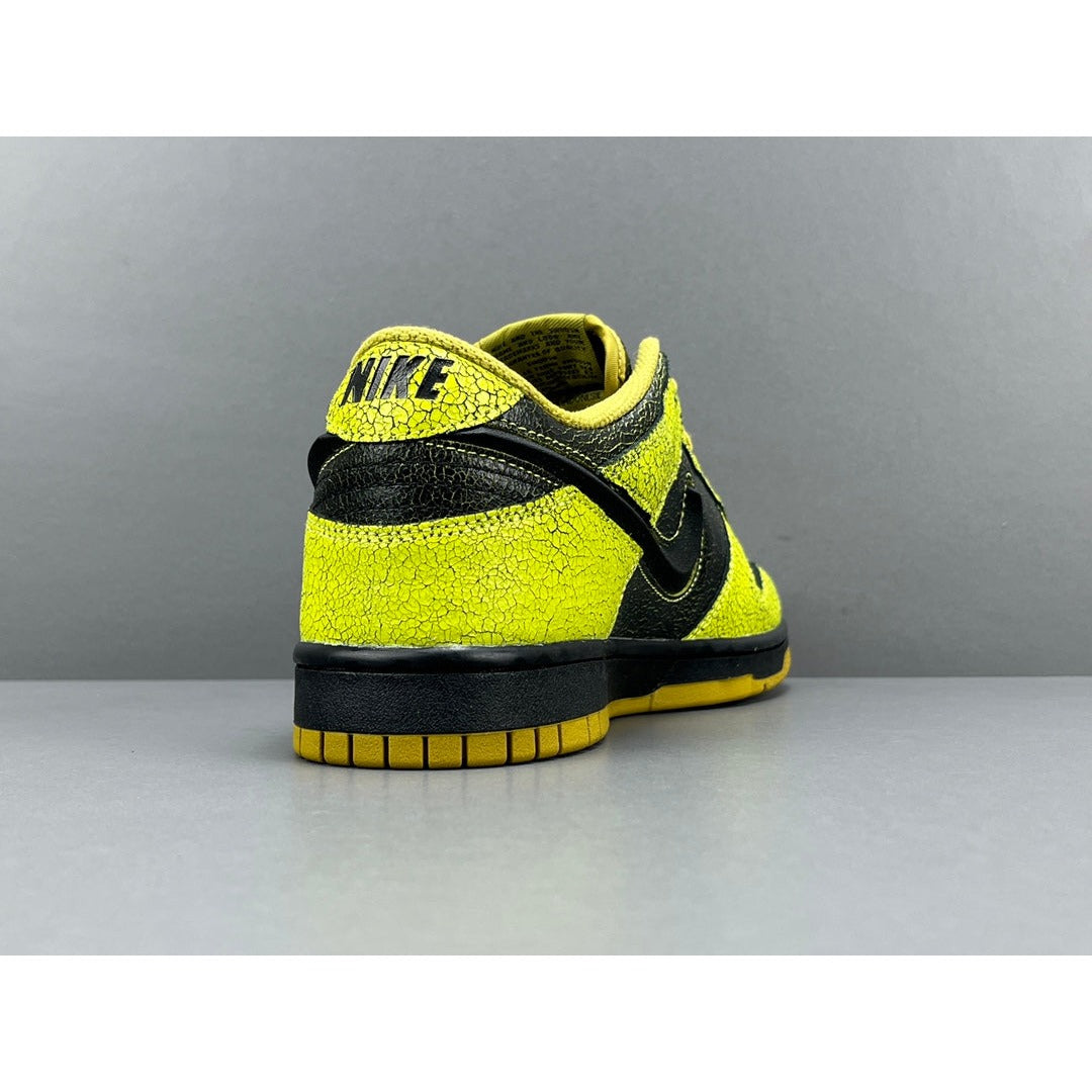 NIKE DUNK LOW x HALLOWEEN - Phantom Kicks