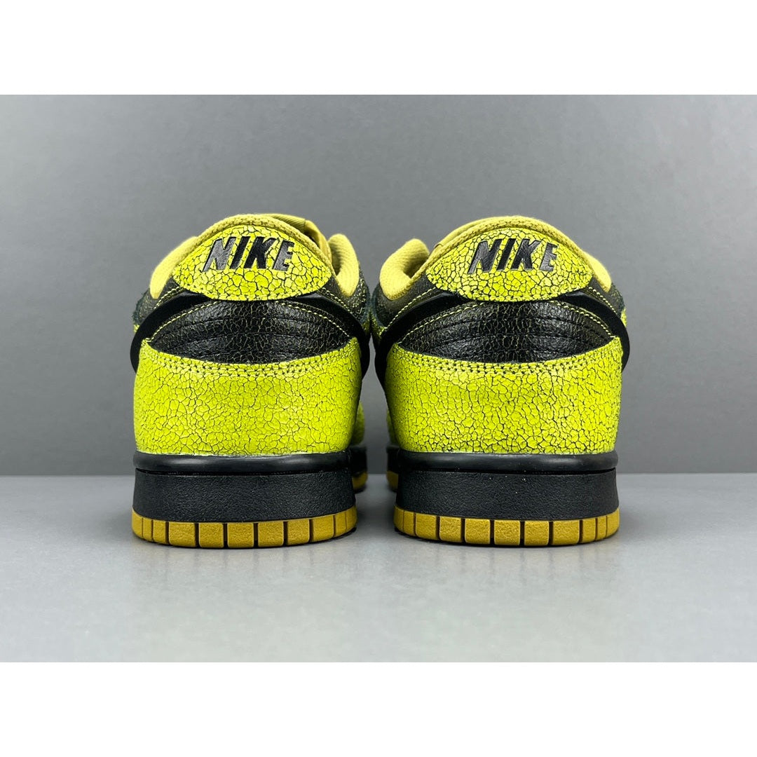 NIKE DUNK LOW x HALLOWEEN - Phantom Kicks