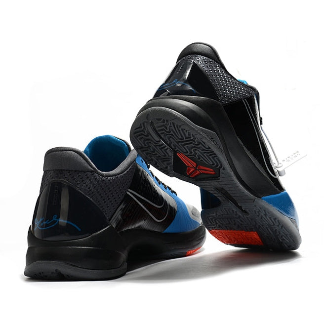 NIKE KOBE 5 PROTRO x DARK KNIGHT - Phantom Kicks