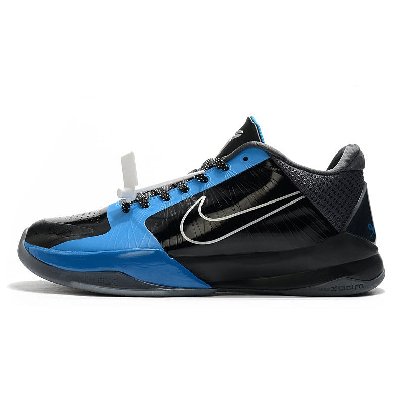 NIKE KOBE 5 PROTRO x DARK KNIGHT - Phantom Kicks