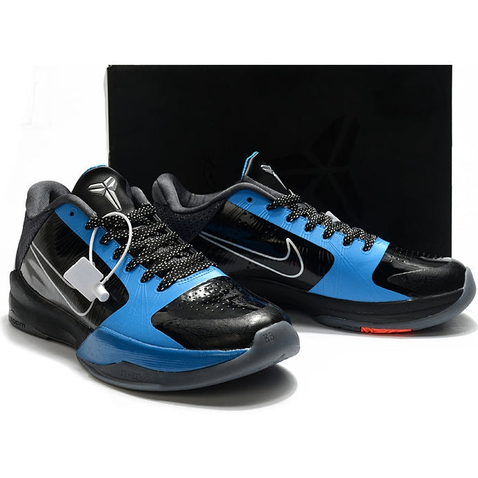 NIKE KOBE 5 PROTRO x DARK KNIGHT - Phantom Kicks