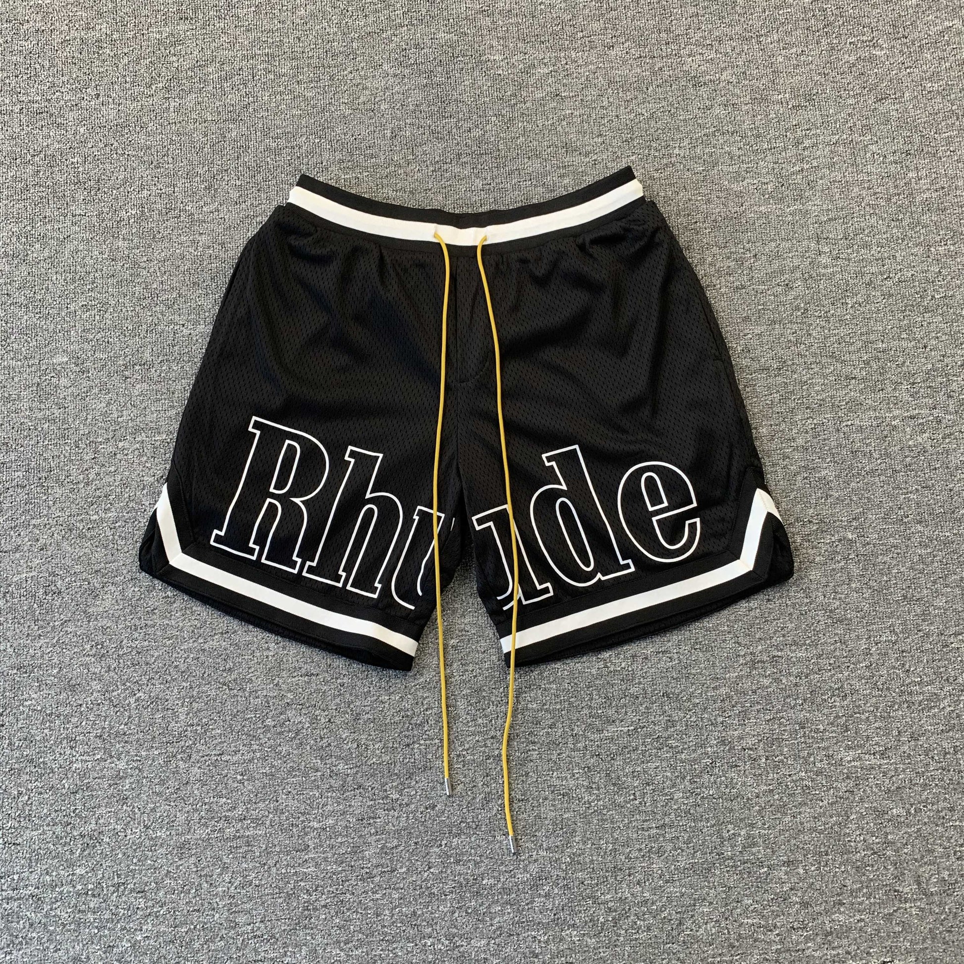 RHUDE COURT LOGO SHORTS BLACK/WHITE - Phantom Kicks