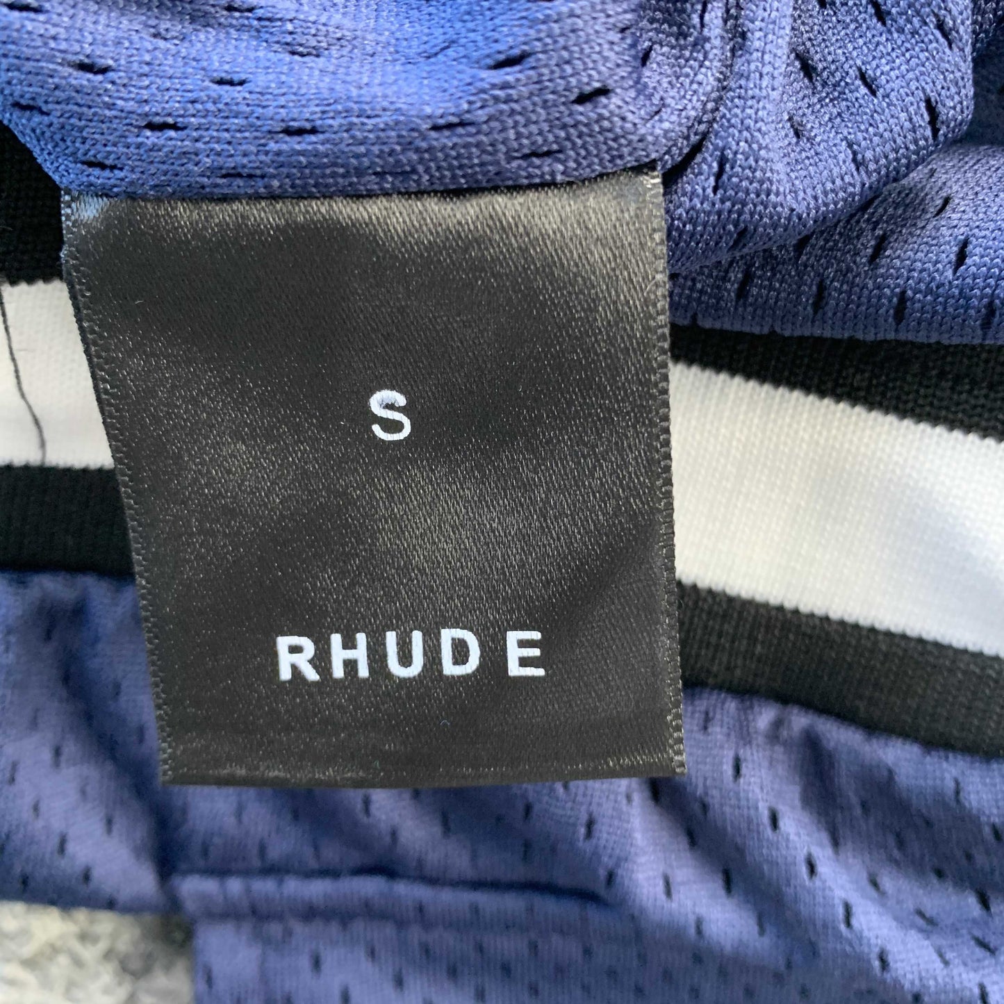 RHUDE COURT LOGO SHORTS NAVY - Phantom Kicks