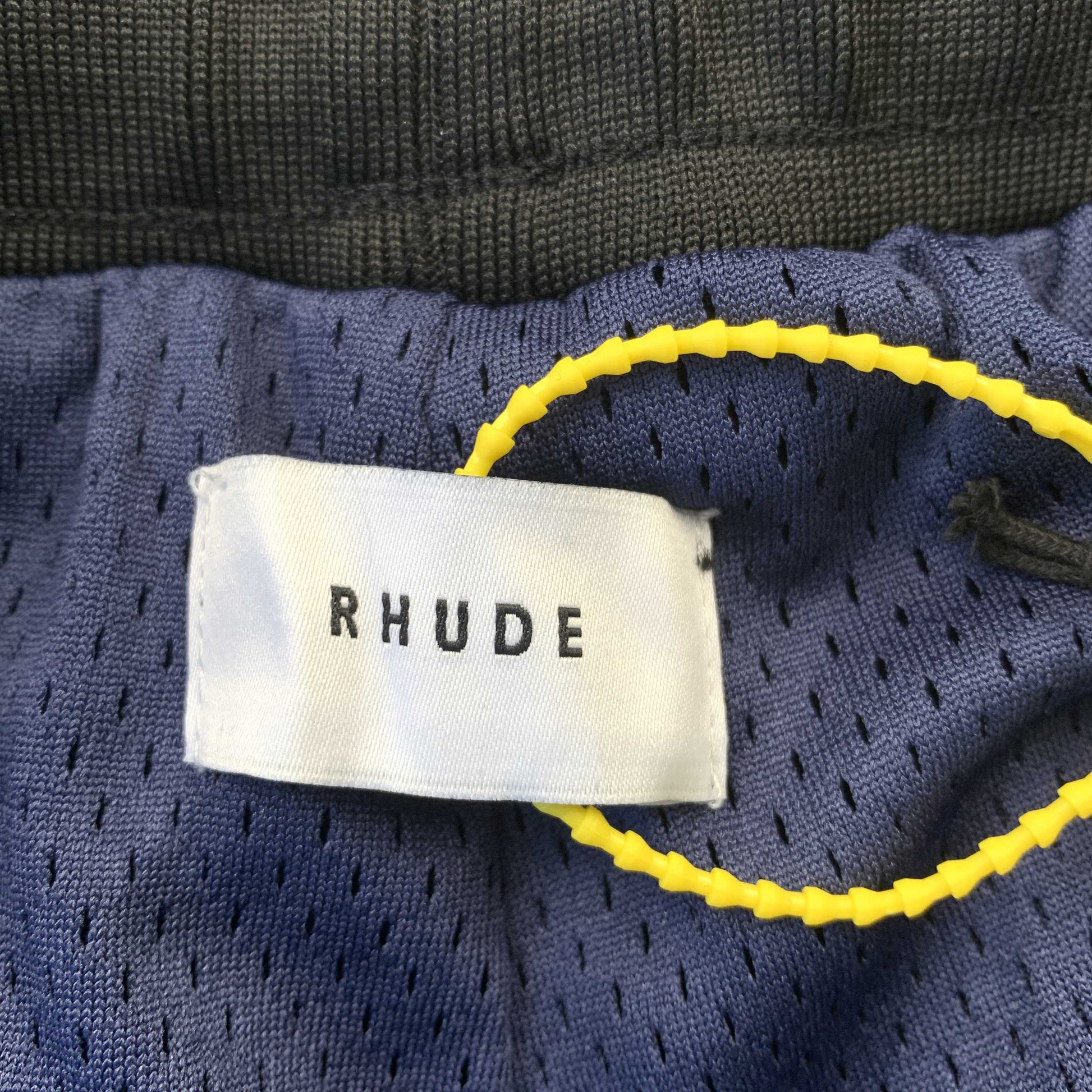 RHUDE COURT LOGO SHORTS NAVY - Phantom Kicks