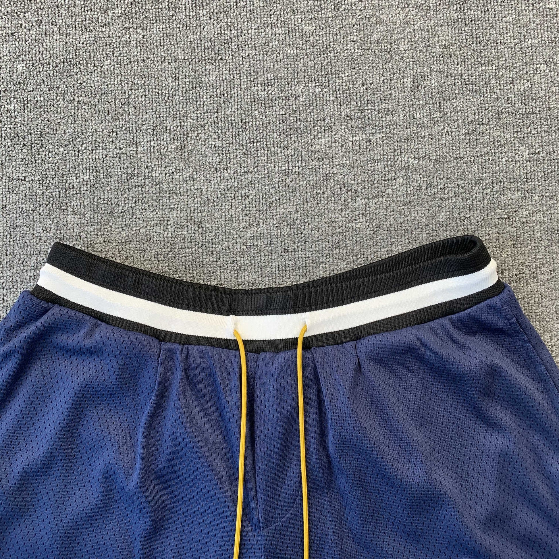 RHUDE COURT LOGO SHORTS NAVY - Phantom Kicks