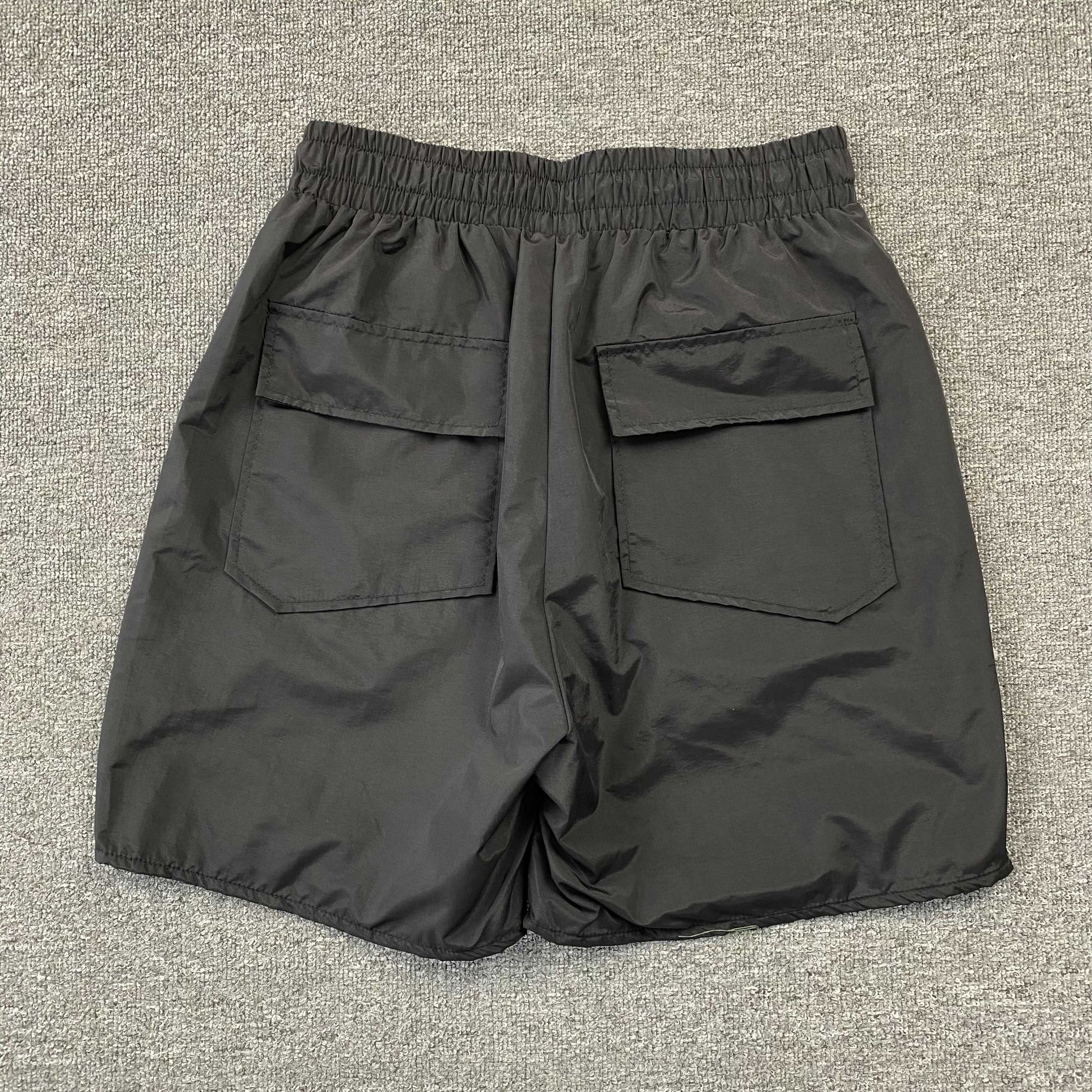 RHUDE RH LOGO SHORTS BLACK ON BLACK - Phantom Kicks