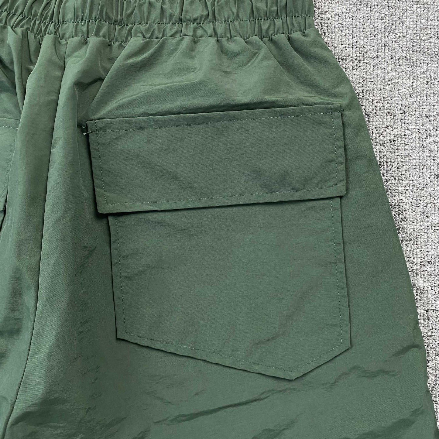 RHUDE RH LOGO SHORTS GREEN - Phantom Kicks
