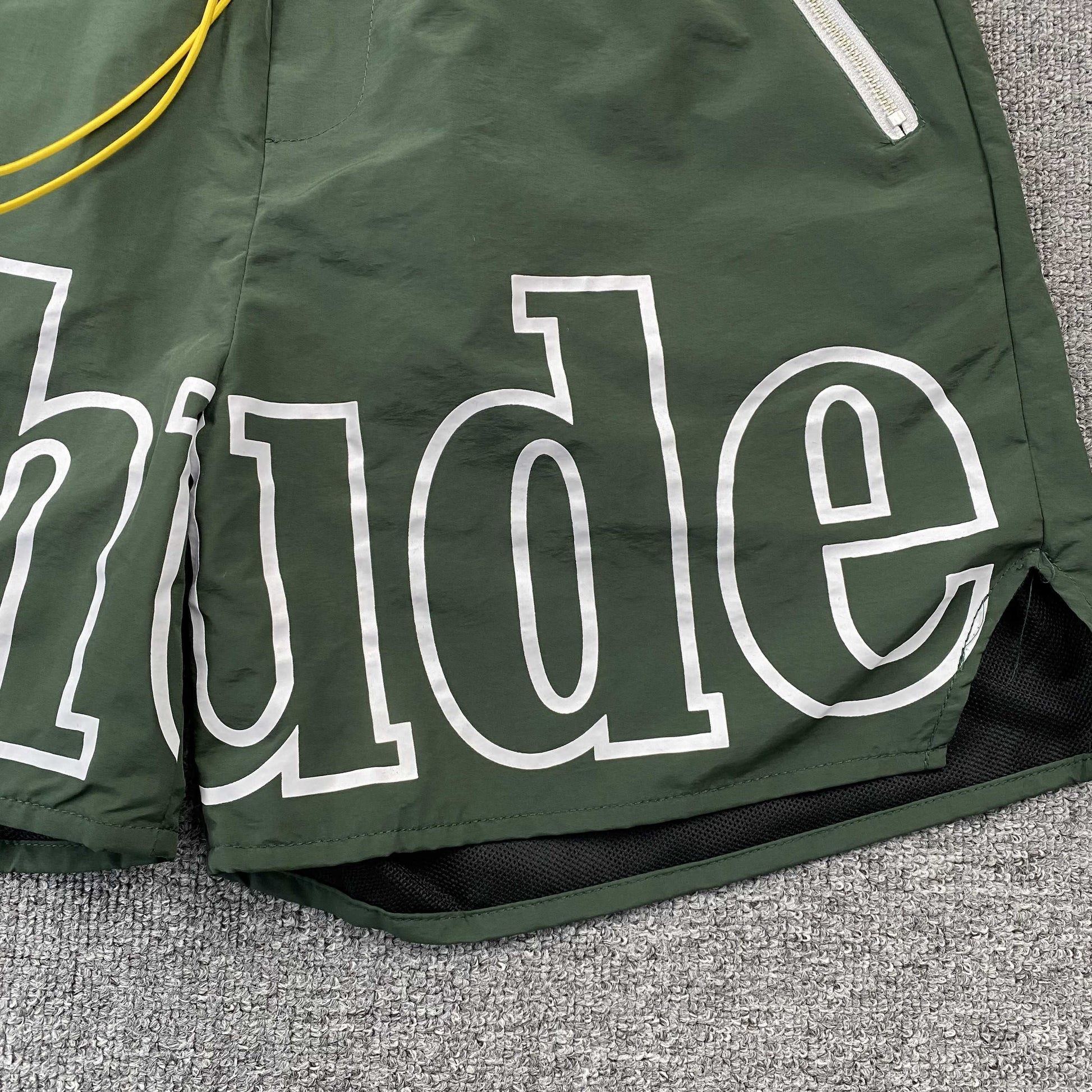 RHUDE RH LOGO SHORTS GREEN - Phantom Kicks