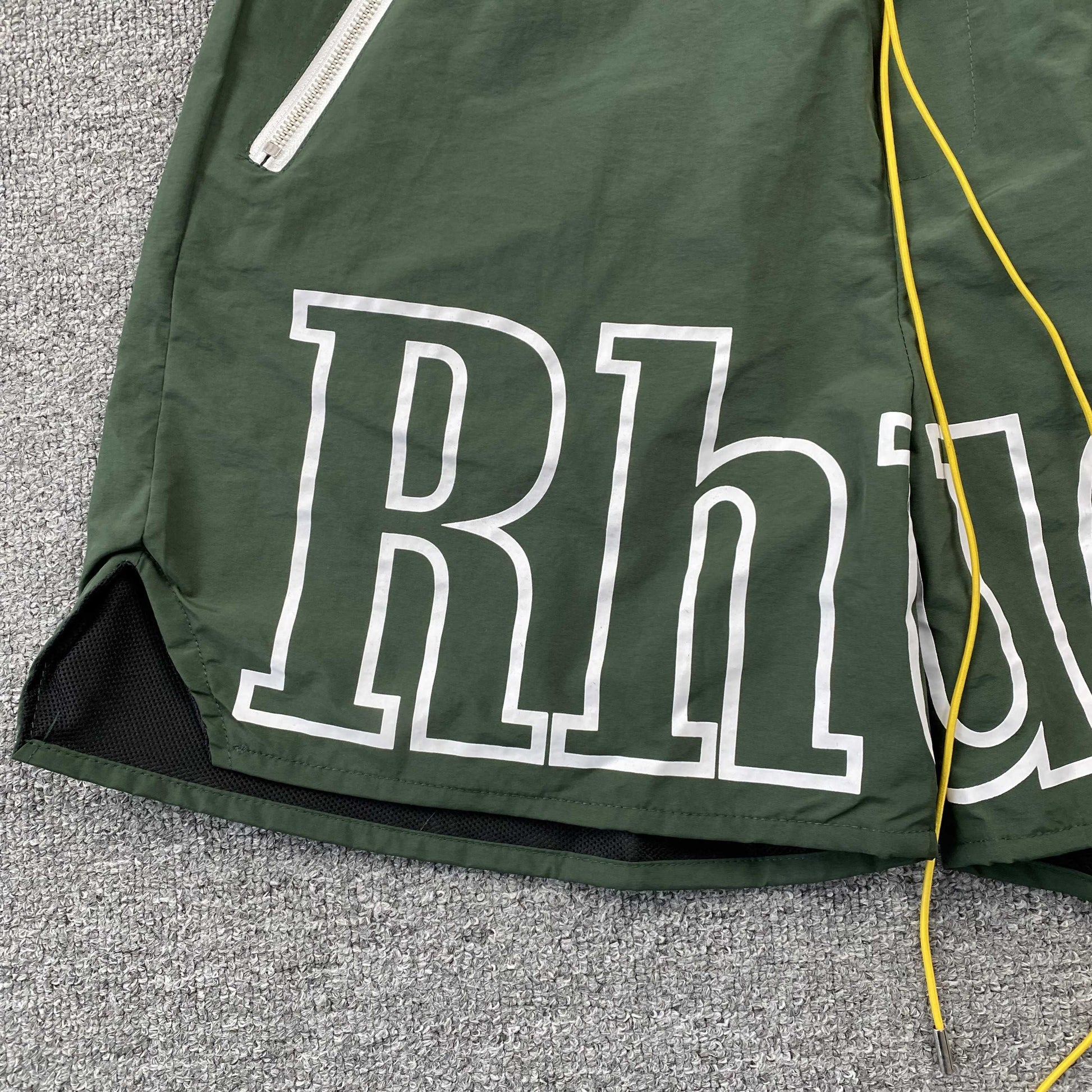 RHUDE RH LOGO SHORTS GREEN - Phantom Kicks