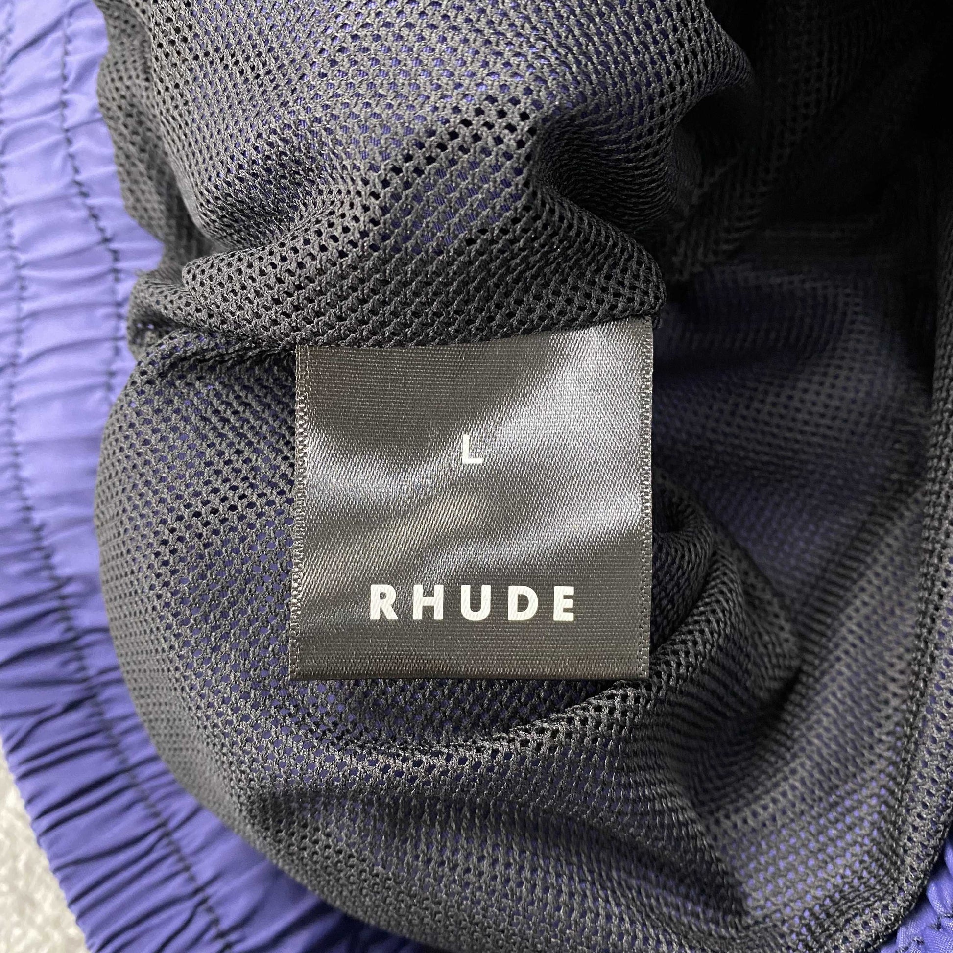 RHUDE RH LOGO SHORTS NAVY - Phantom Kicks