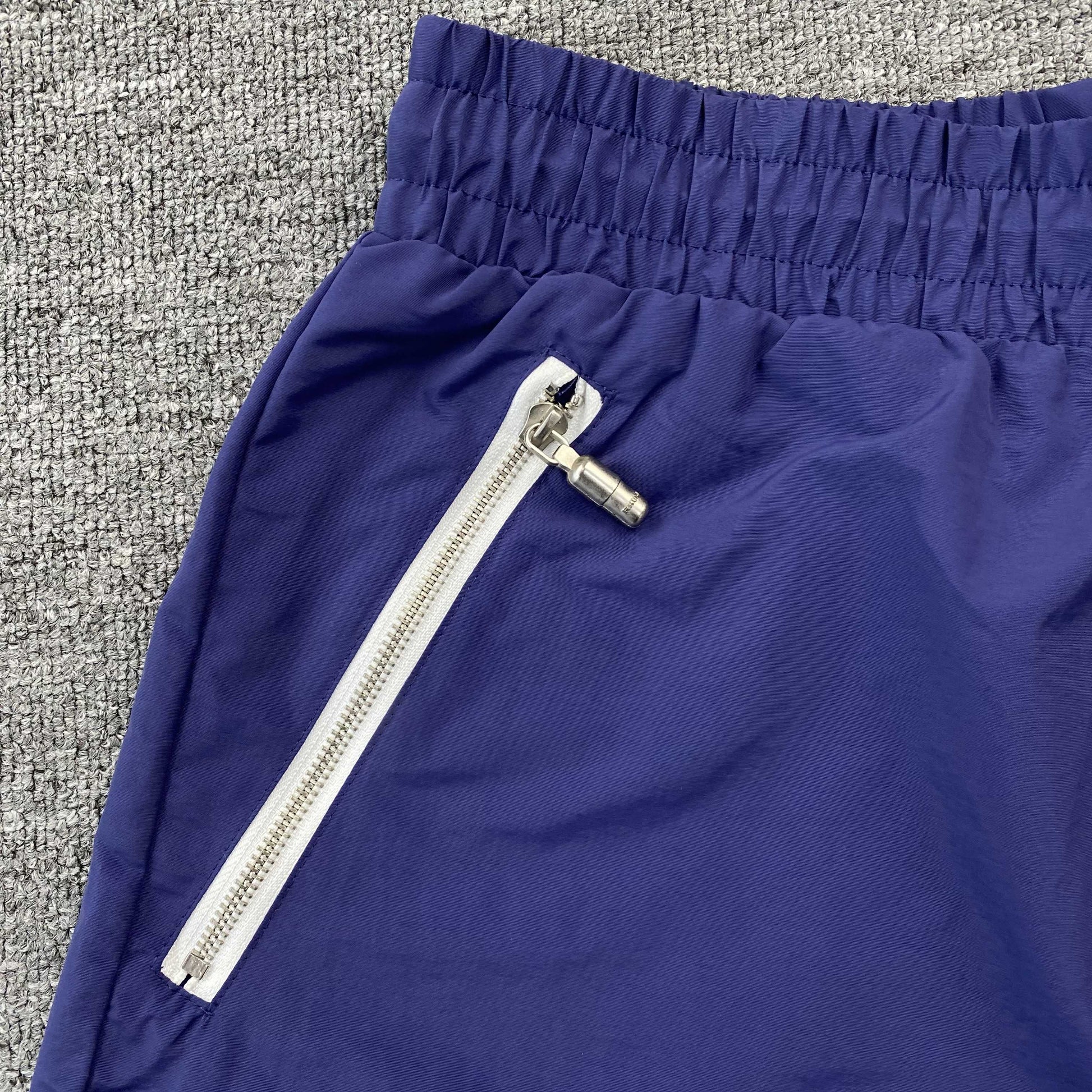RHUDE RH LOGO SHORTS NAVY - Phantom Kicks
