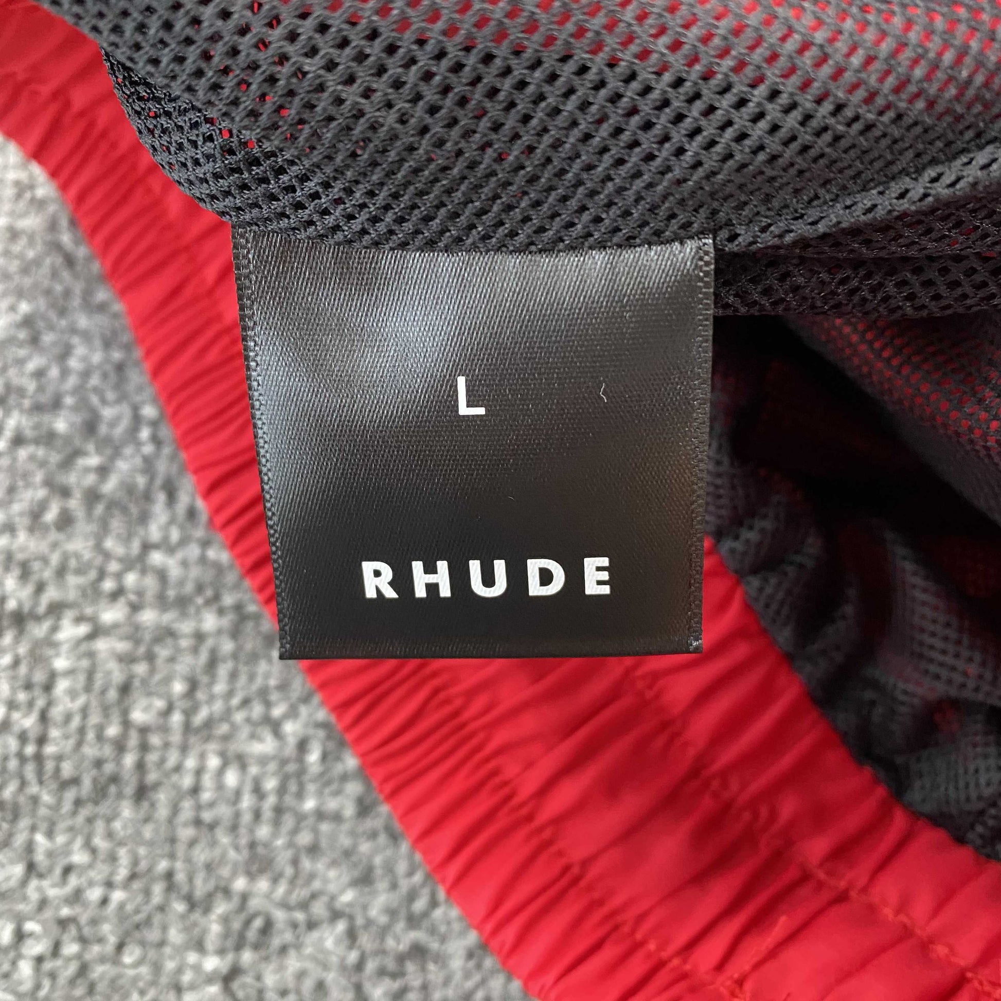 RHUDE RH LOGO SHORTS RED - Phantom Kicks