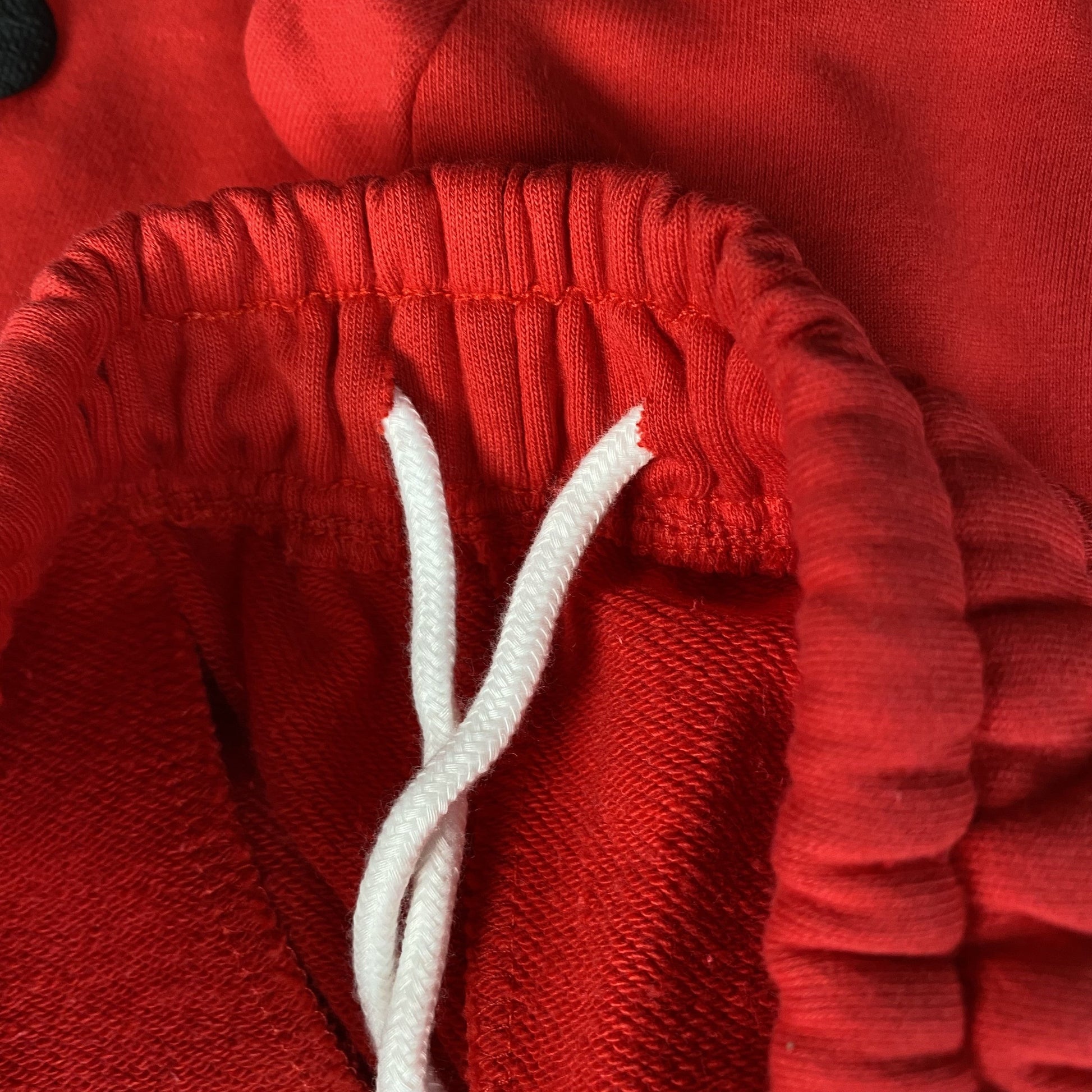 SP5DER BELUGA SWEATPANTS RED - Phantom Kicks