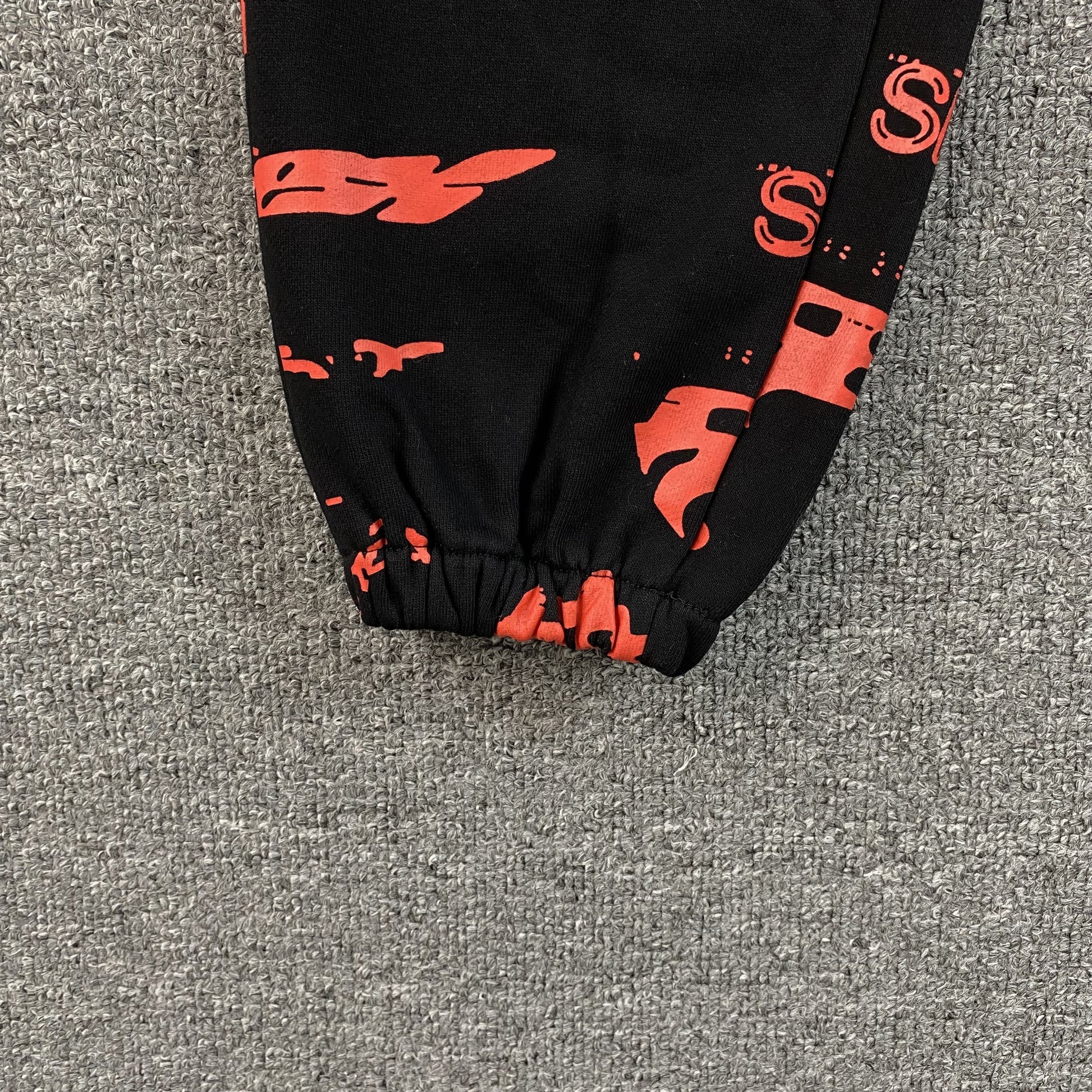 SP5DER SEX AOP SWEATPANTS BLACK - Phantom Kicks