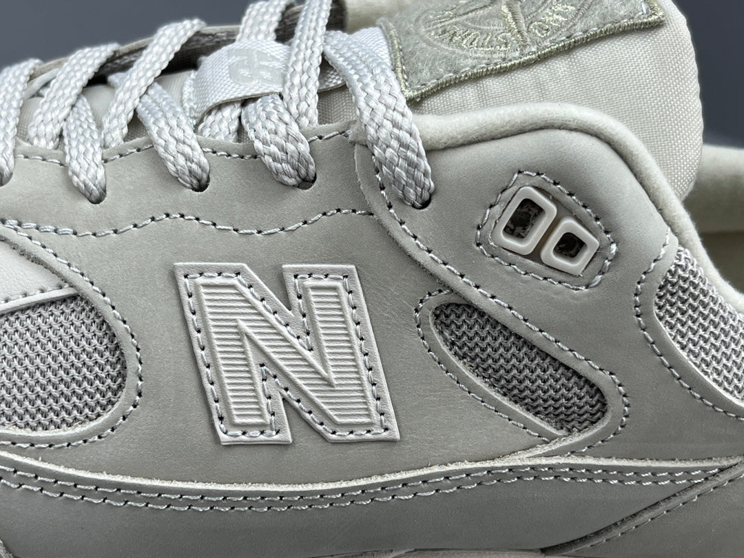 STONE ISLAND x 991v2 MADE IN ENGLAND GHOST PACK BEIGE - Phantom Kicks