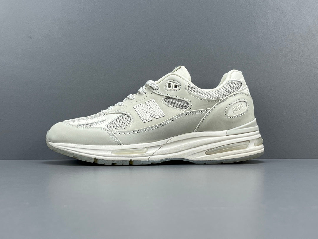 STONE ISLAND x 991v2 MADE IN ENGLAND GHOST PACK BEIGE - Phantom Kicks
