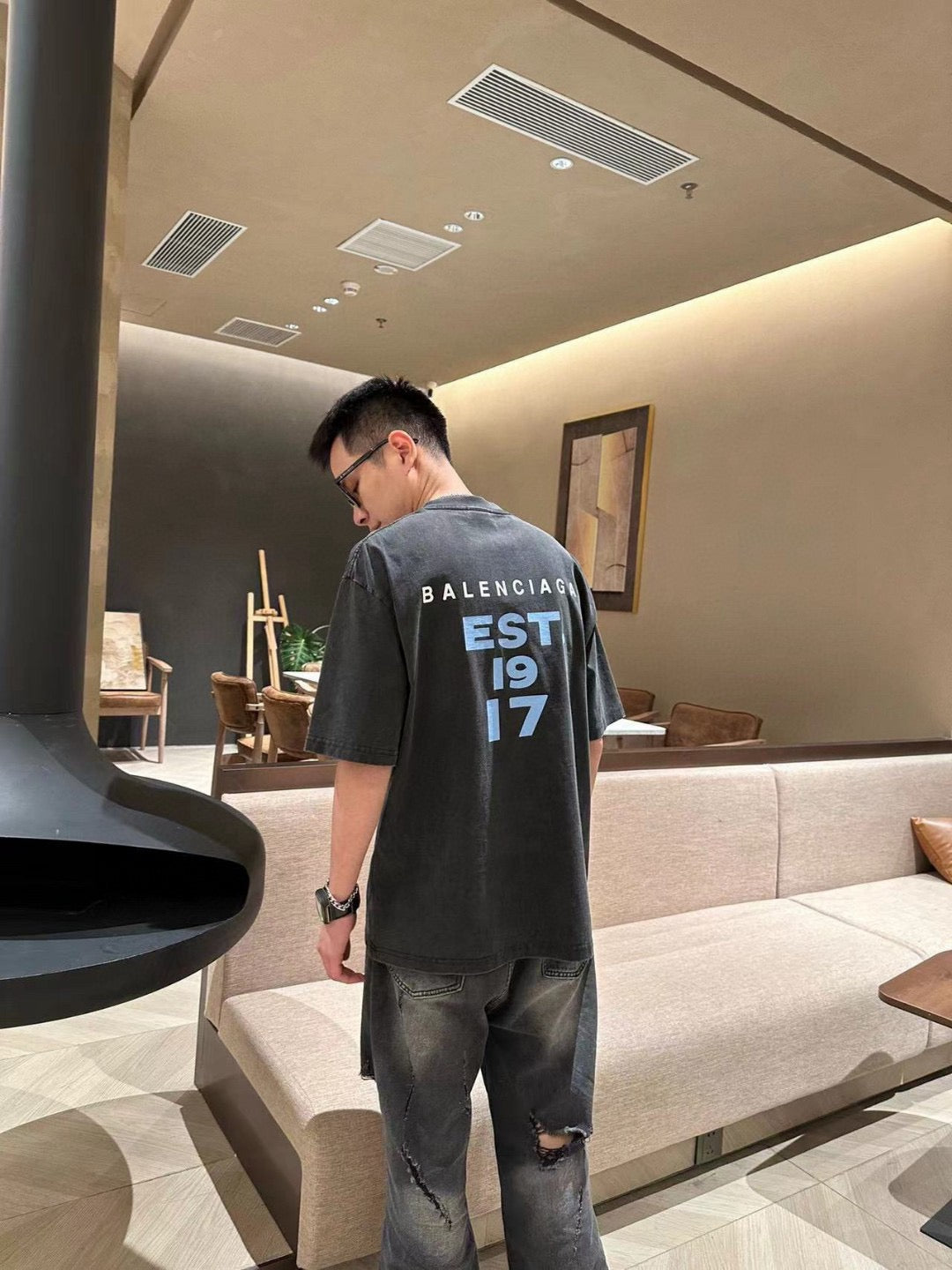 Balenciaga T-Shirt - Small Logo - Phantom Kicks