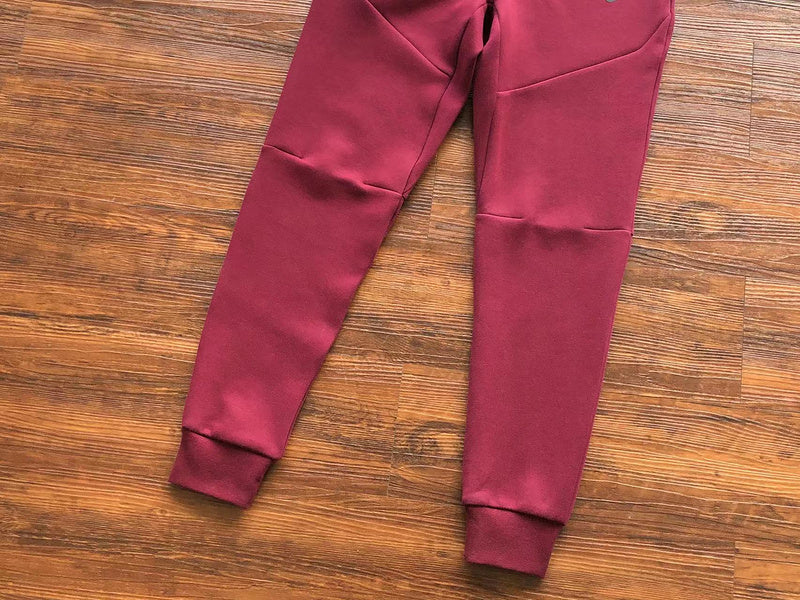 NIKE TECH FLEECE PANTS x BURGUNDY - Phantom Kicks
