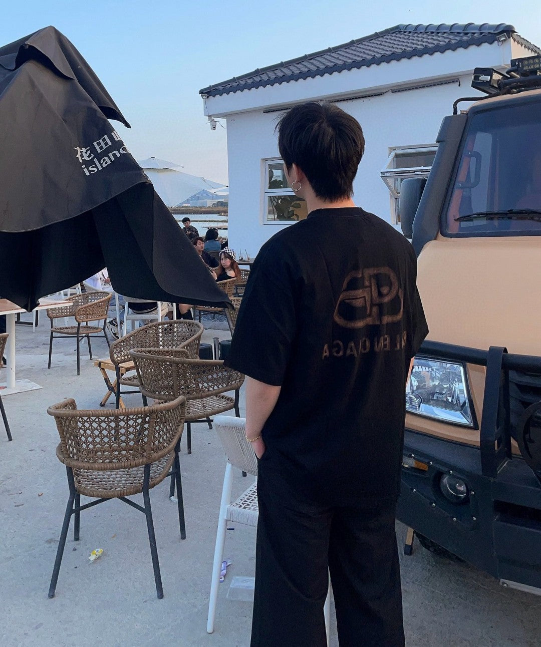 Balenciaga T-Shirt - Monochrome Logo - Phantom Kicks
