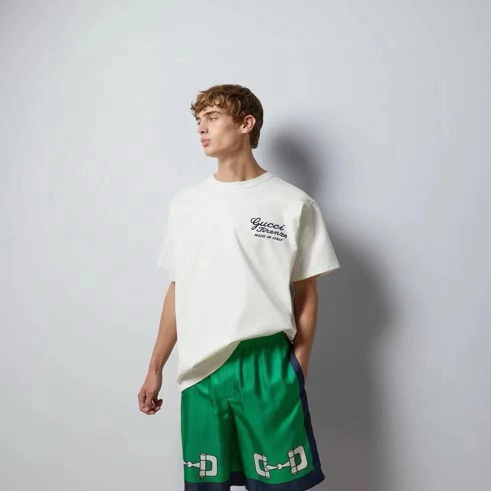 Gucci White T-Shirt with Script Logo - Phantom Kicks